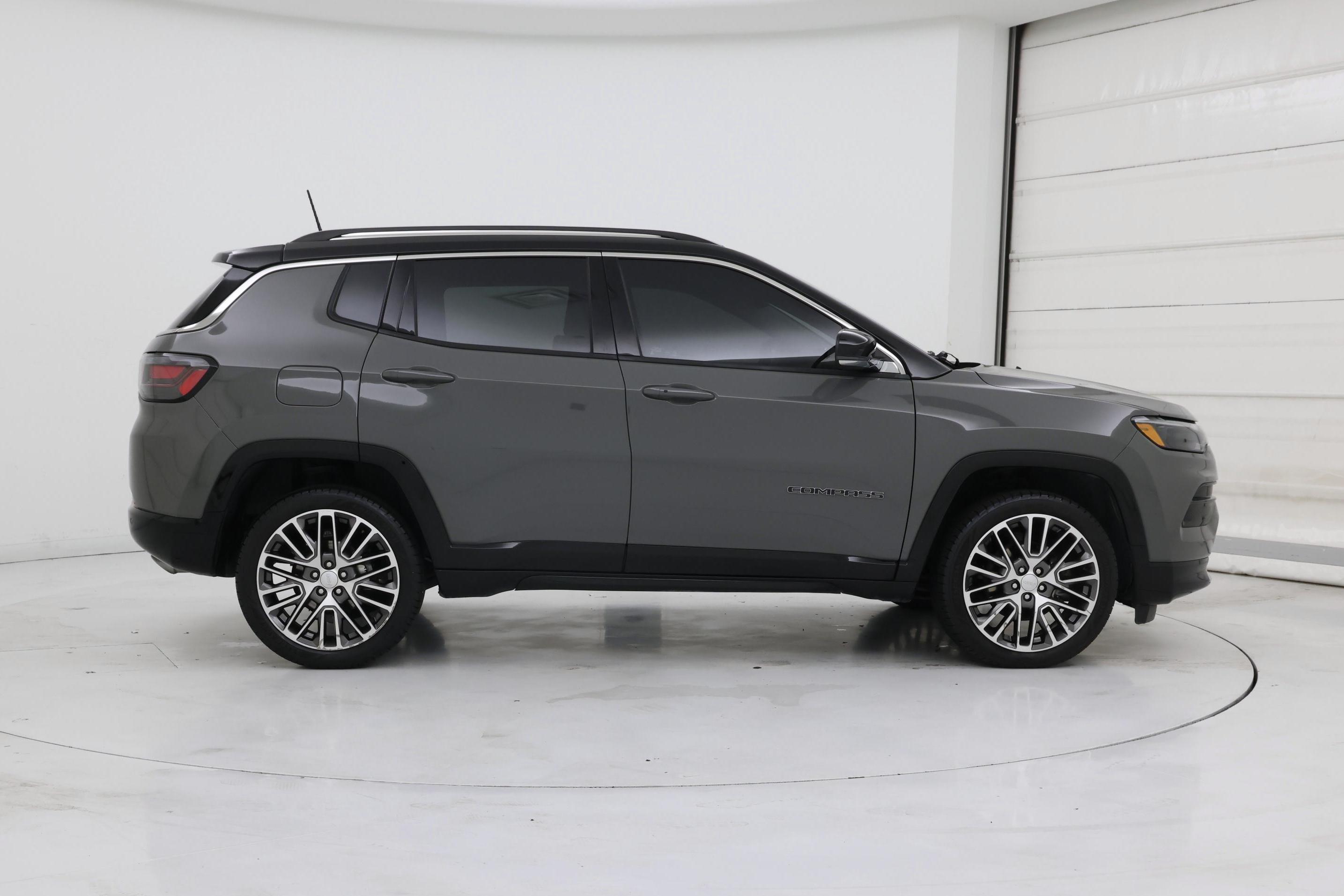 Thumbnail: 2022 Jeep Compass - 7