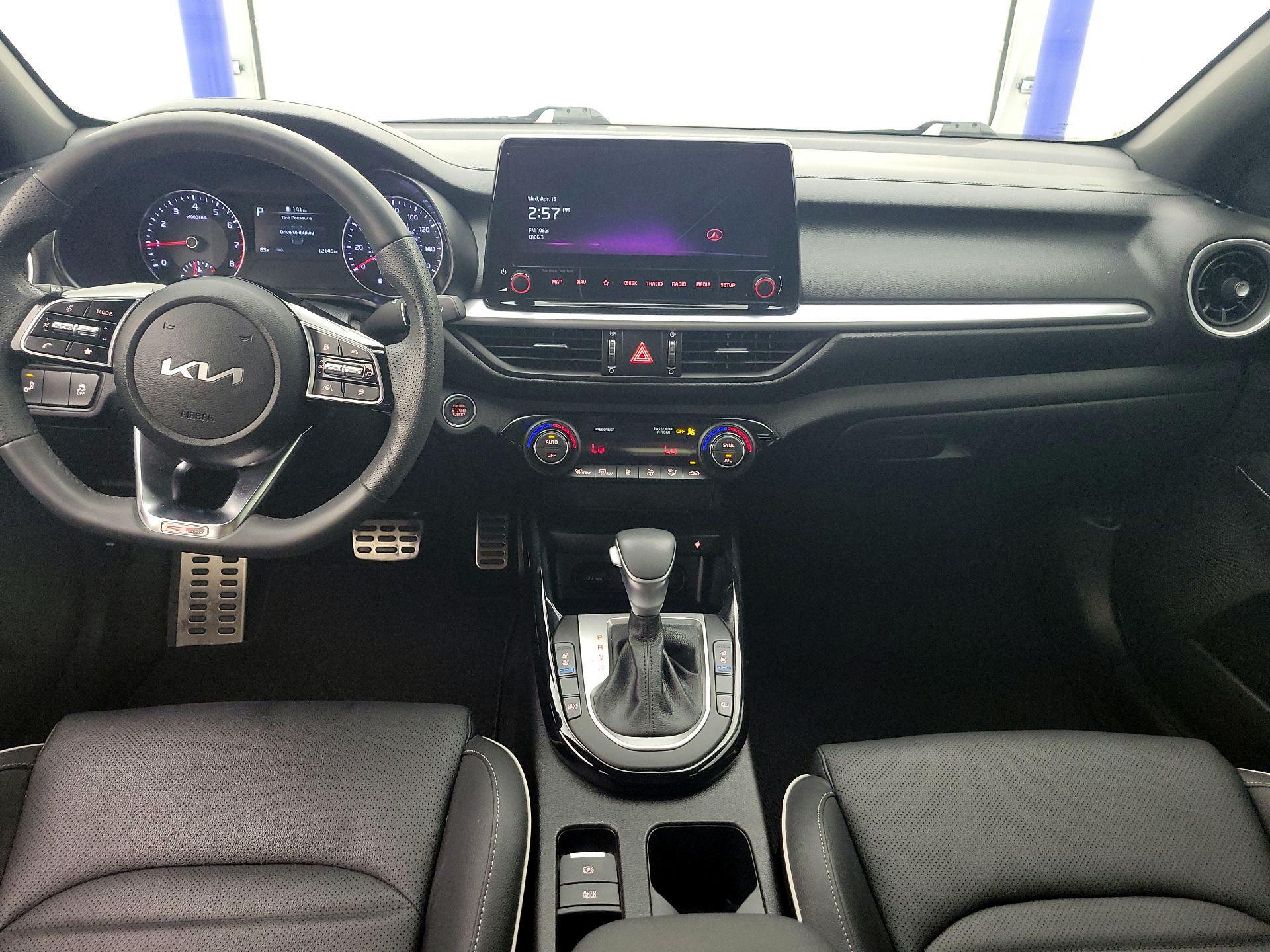 Thumbnail: 2023 Kia Forte - 9