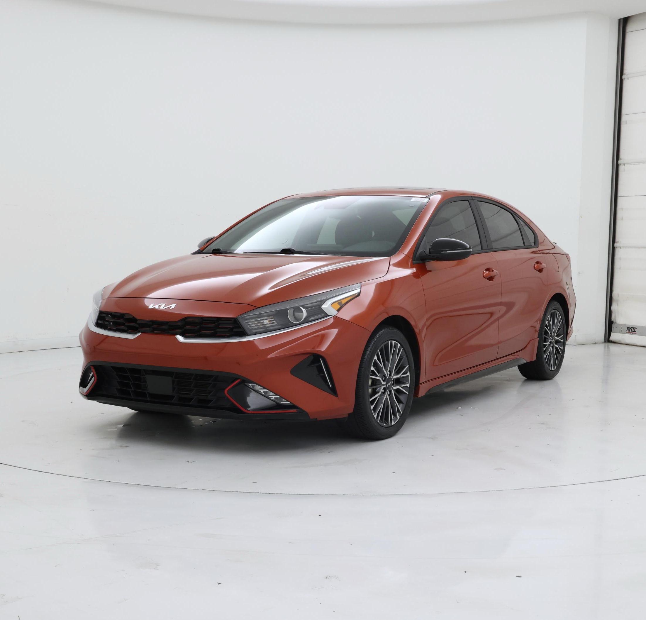 Thumbnail: 2023 Kia Forte - 4