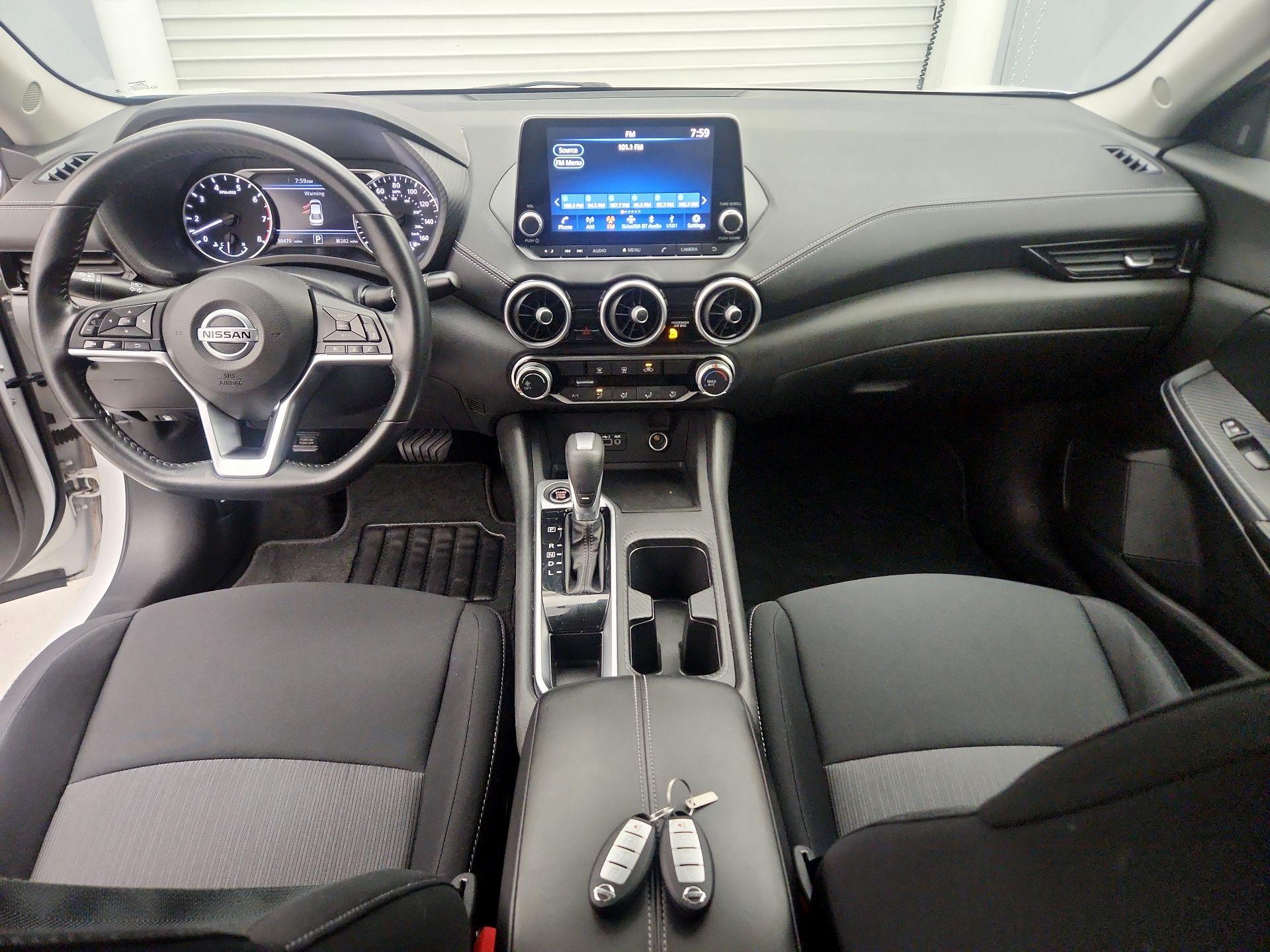 Thumbnail: 2023 Nissan Sentra - 9