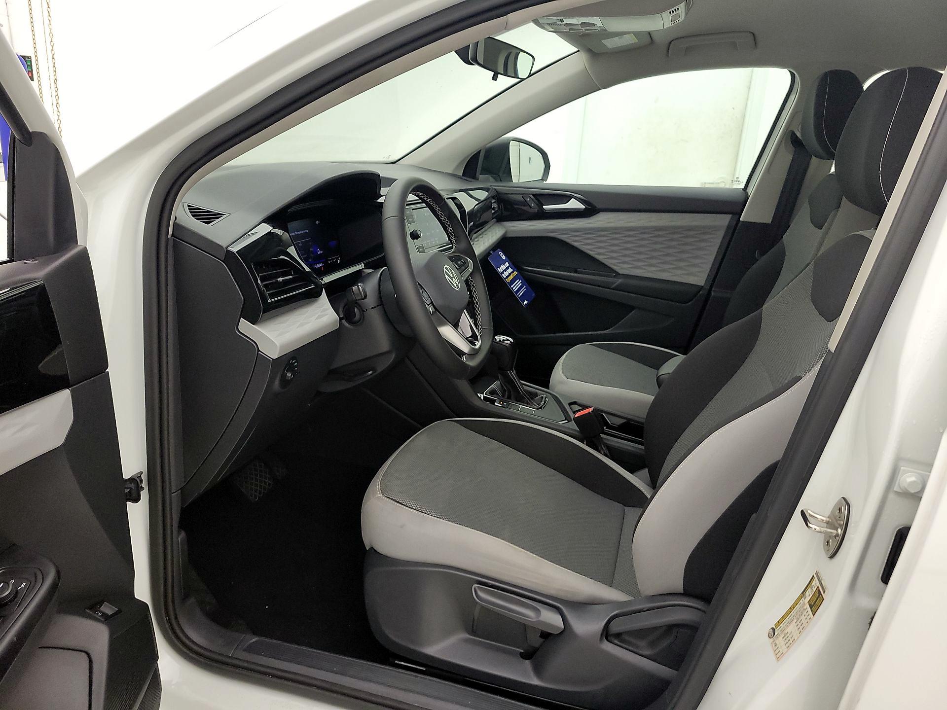Thumbnail: 2023 Volkswagen Taos - 11