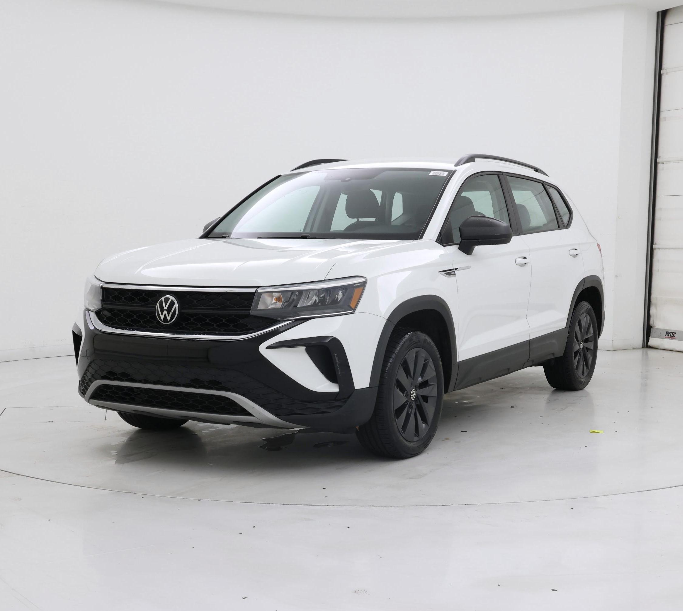 Thumbnail: 2023 Volkswagen Taos - 4