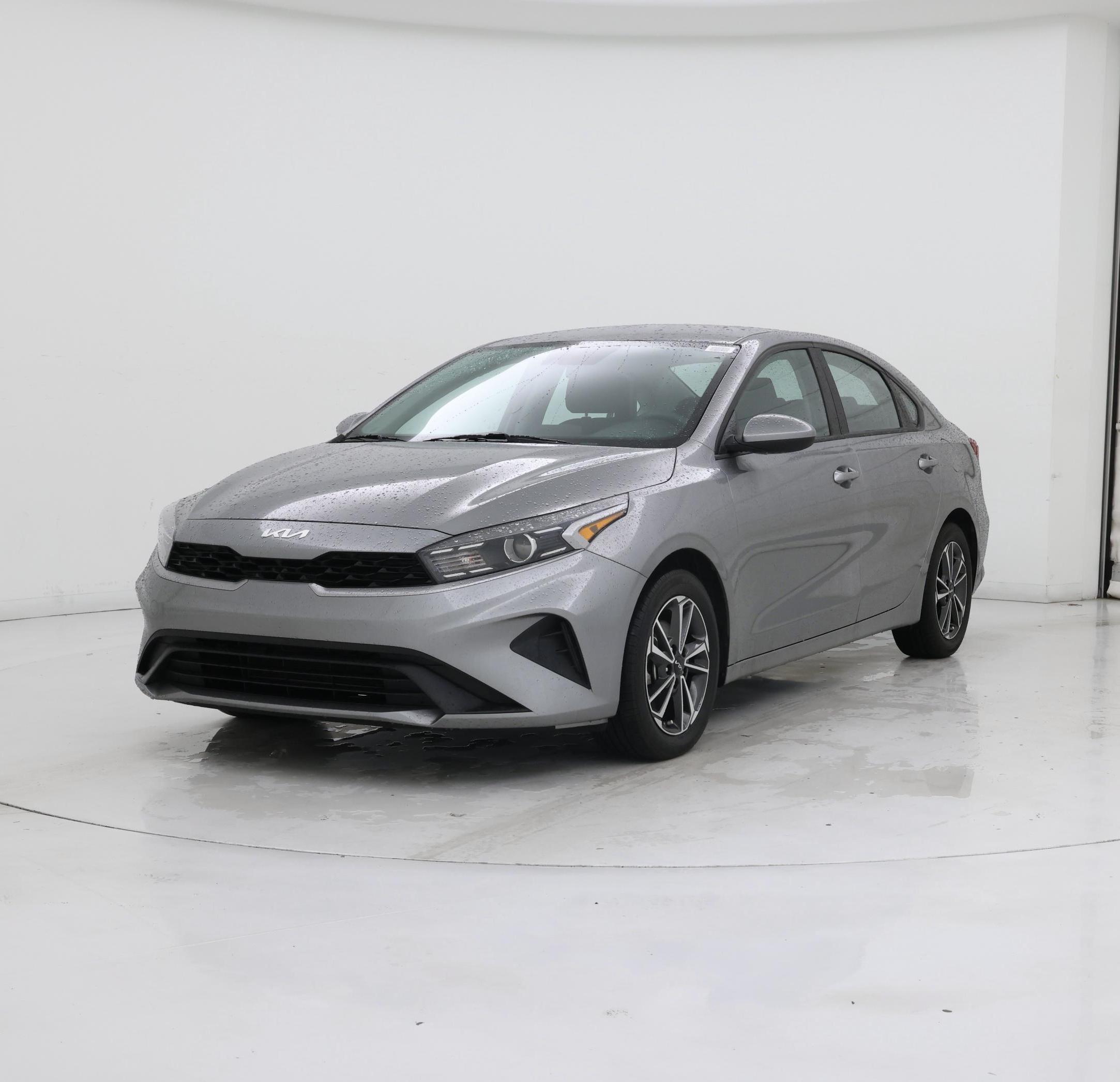 Thumbnail: 2022 Kia Forte - 4