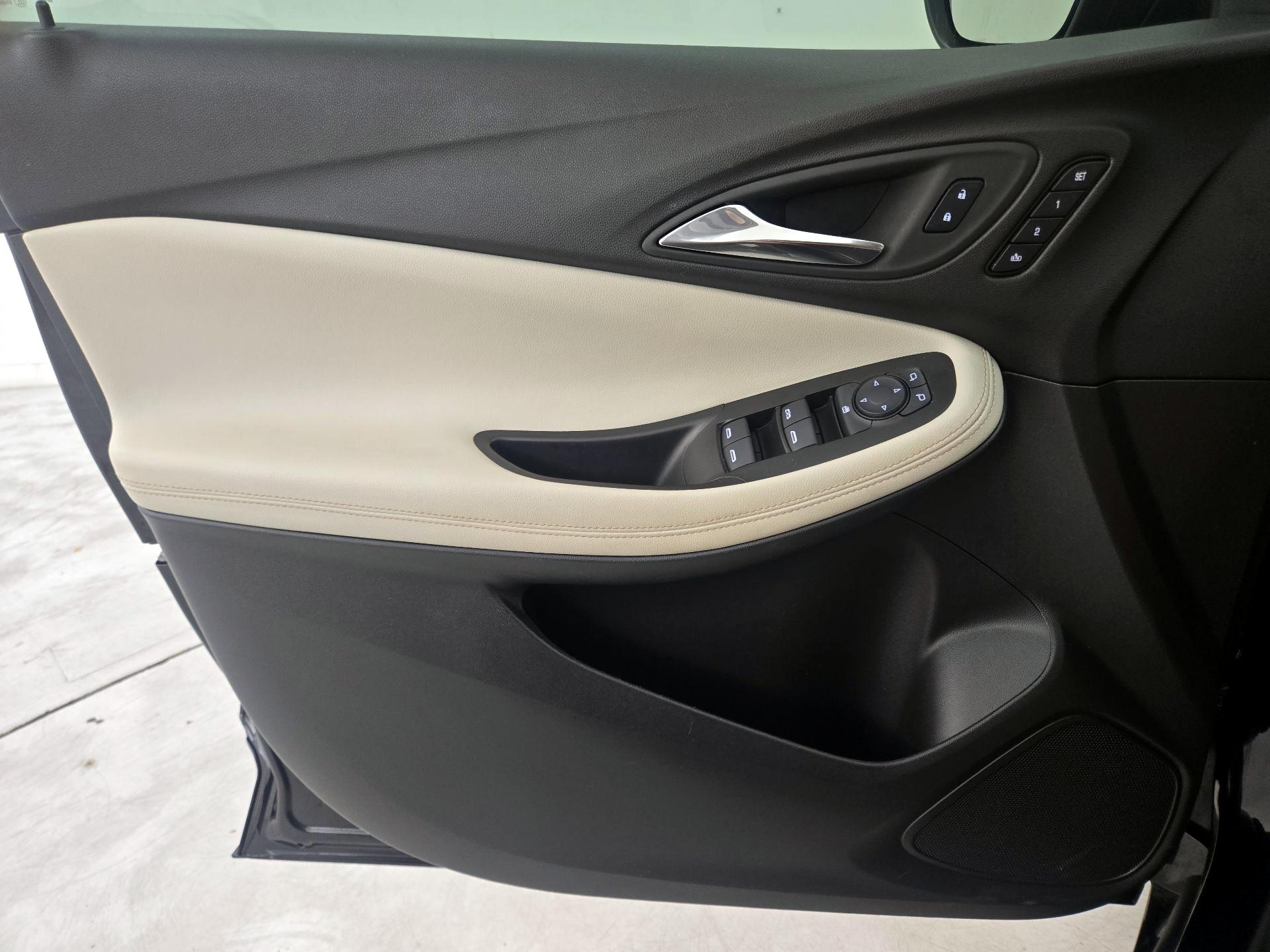 Thumbnail: 2024 Buick Encore GX - 12