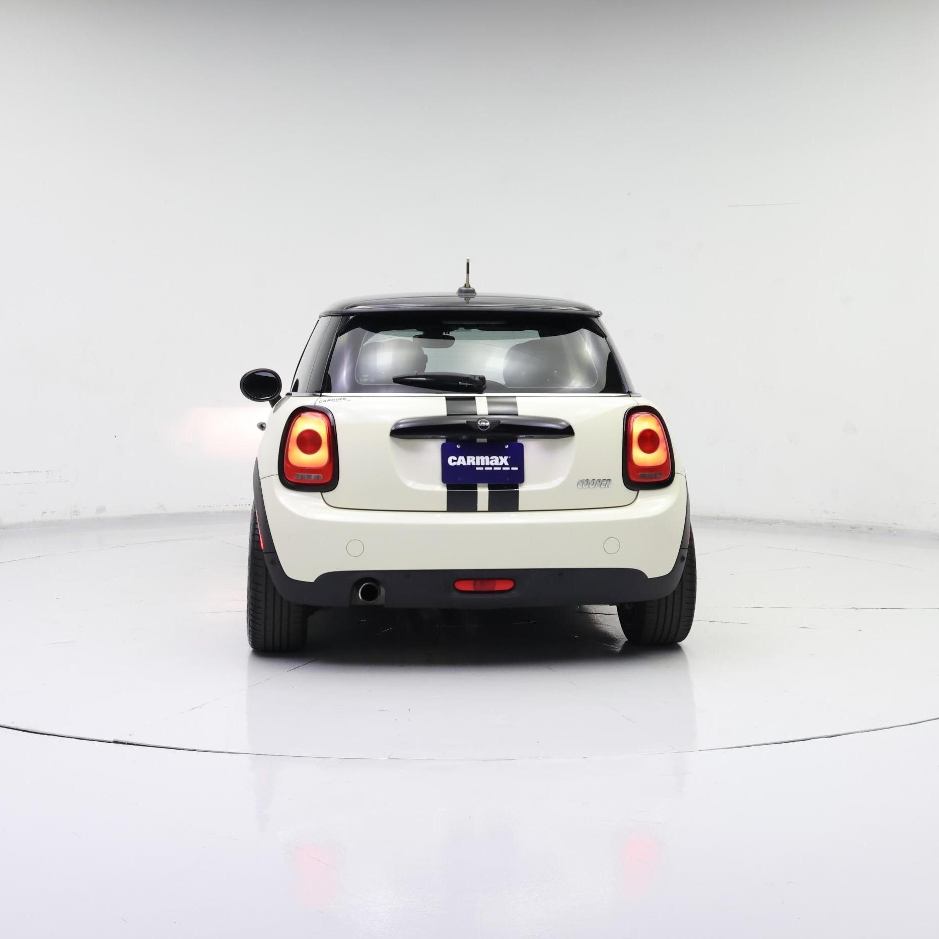Thumbnail: 2018 MINI Cooper Hardtop - 6