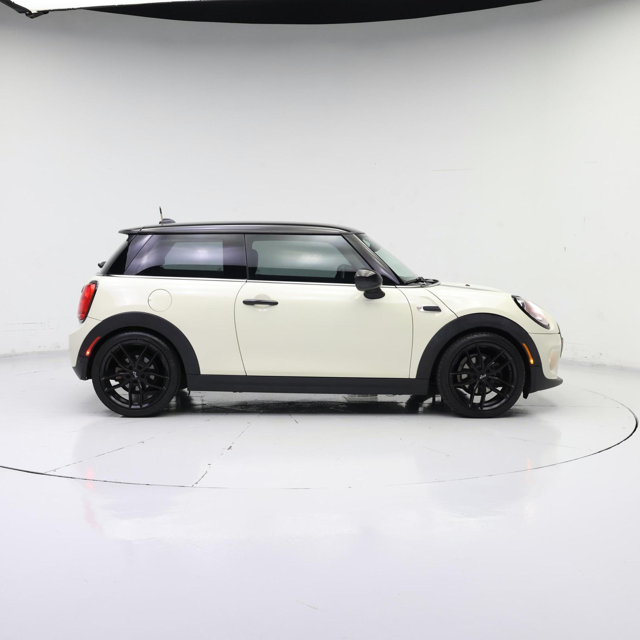 Thumbnail: 2018 MINI Cooper Hardtop - 7