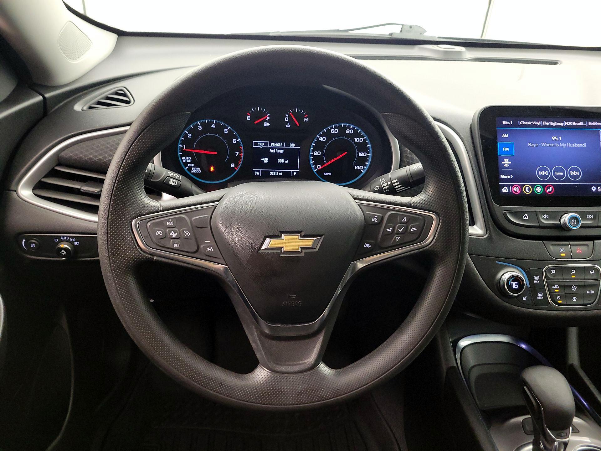 Thumbnail: 2023 Chevrolet Malibu - 10