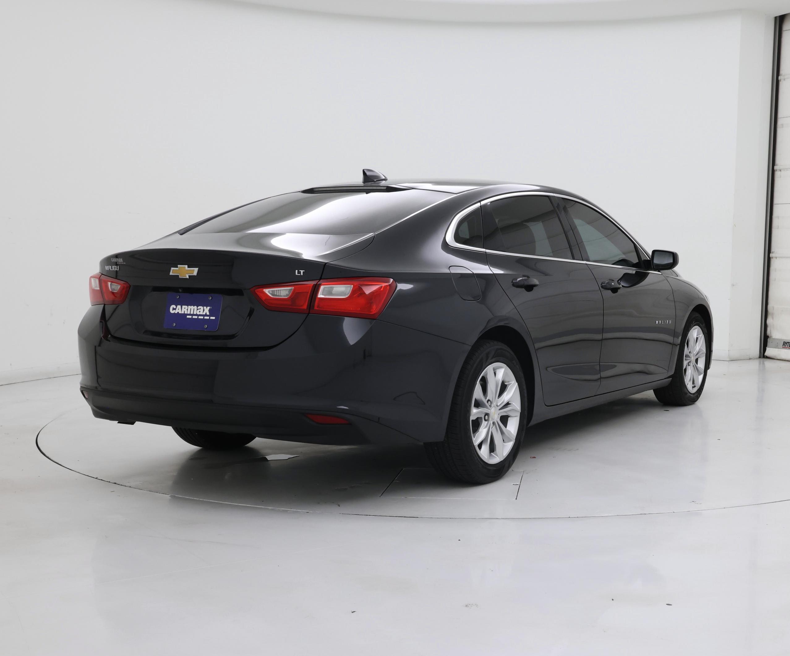 Thumbnail: 2023 Chevrolet Malibu - 8