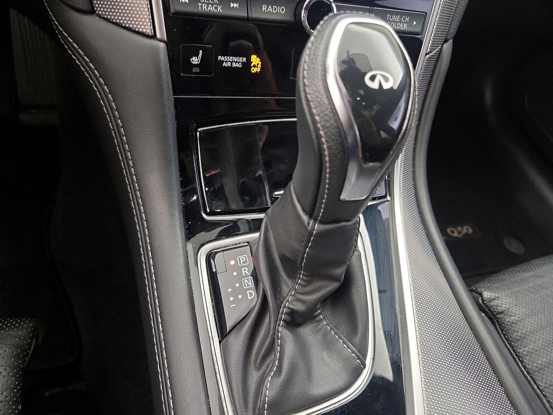 Thumbnail: 2020 INFINITI Q50 - 18