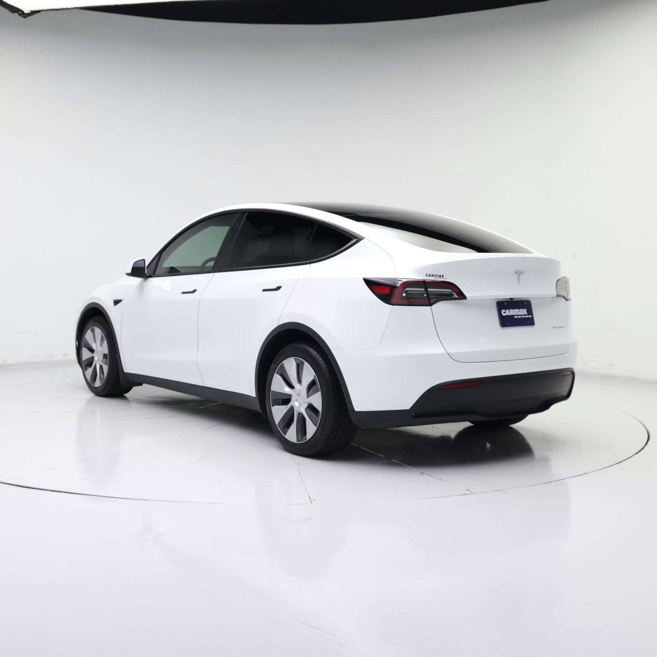 Thumbnail: 2023 Tesla Model Y - 2