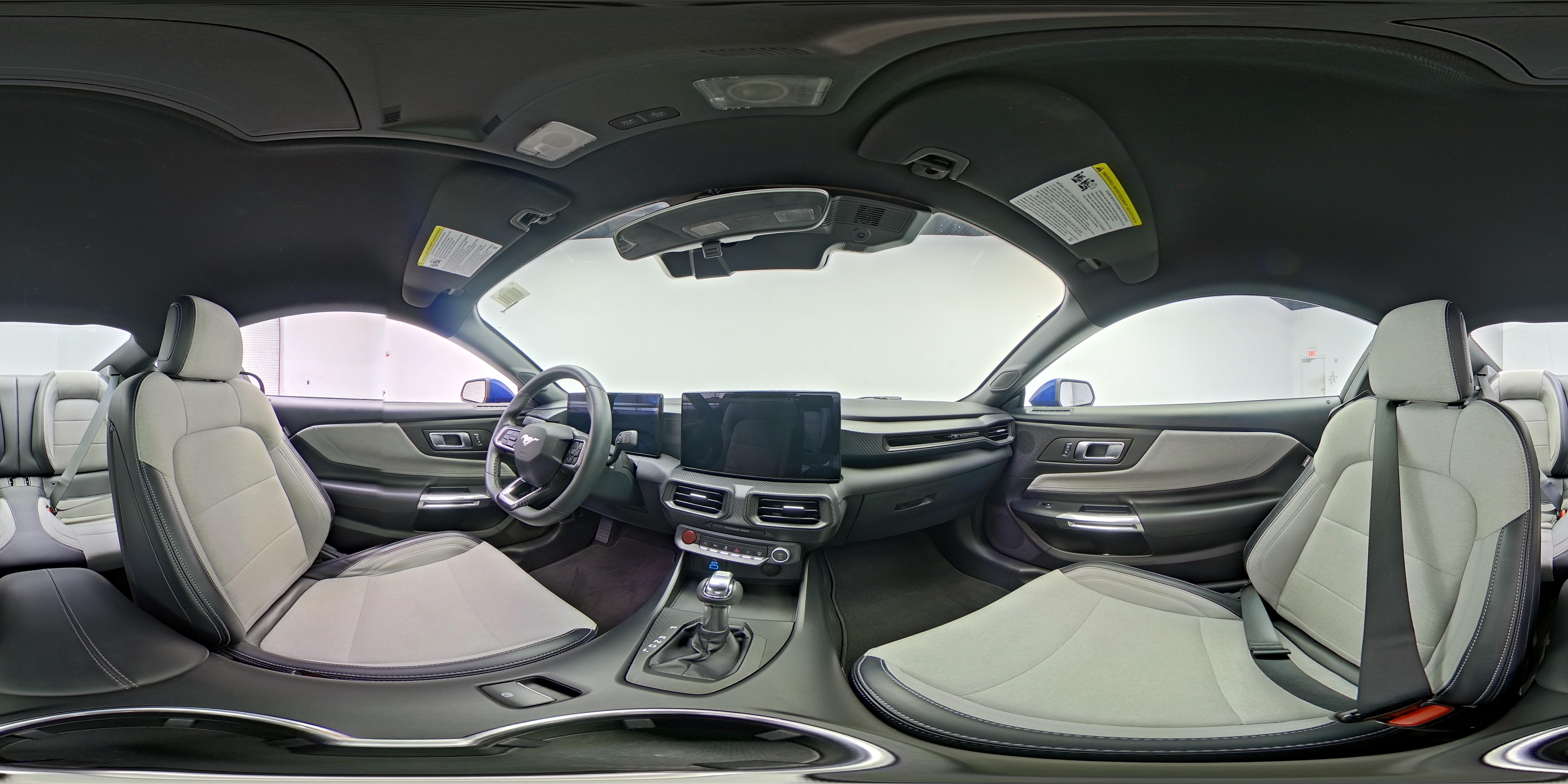 2024 Ford Mustang EcoBoost - Photo 23