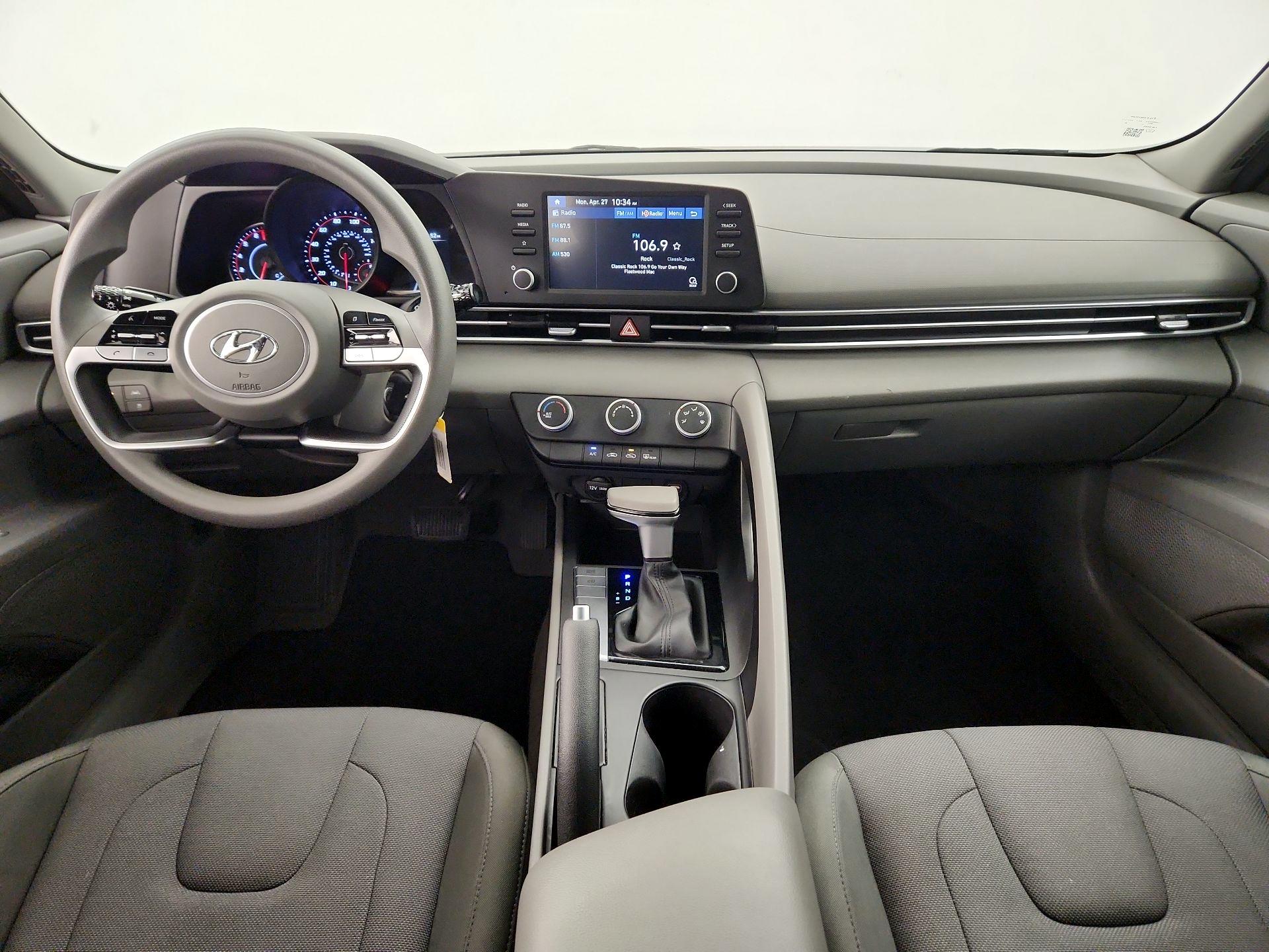 Thumbnail: 2023 Hyundai Elantra - 9