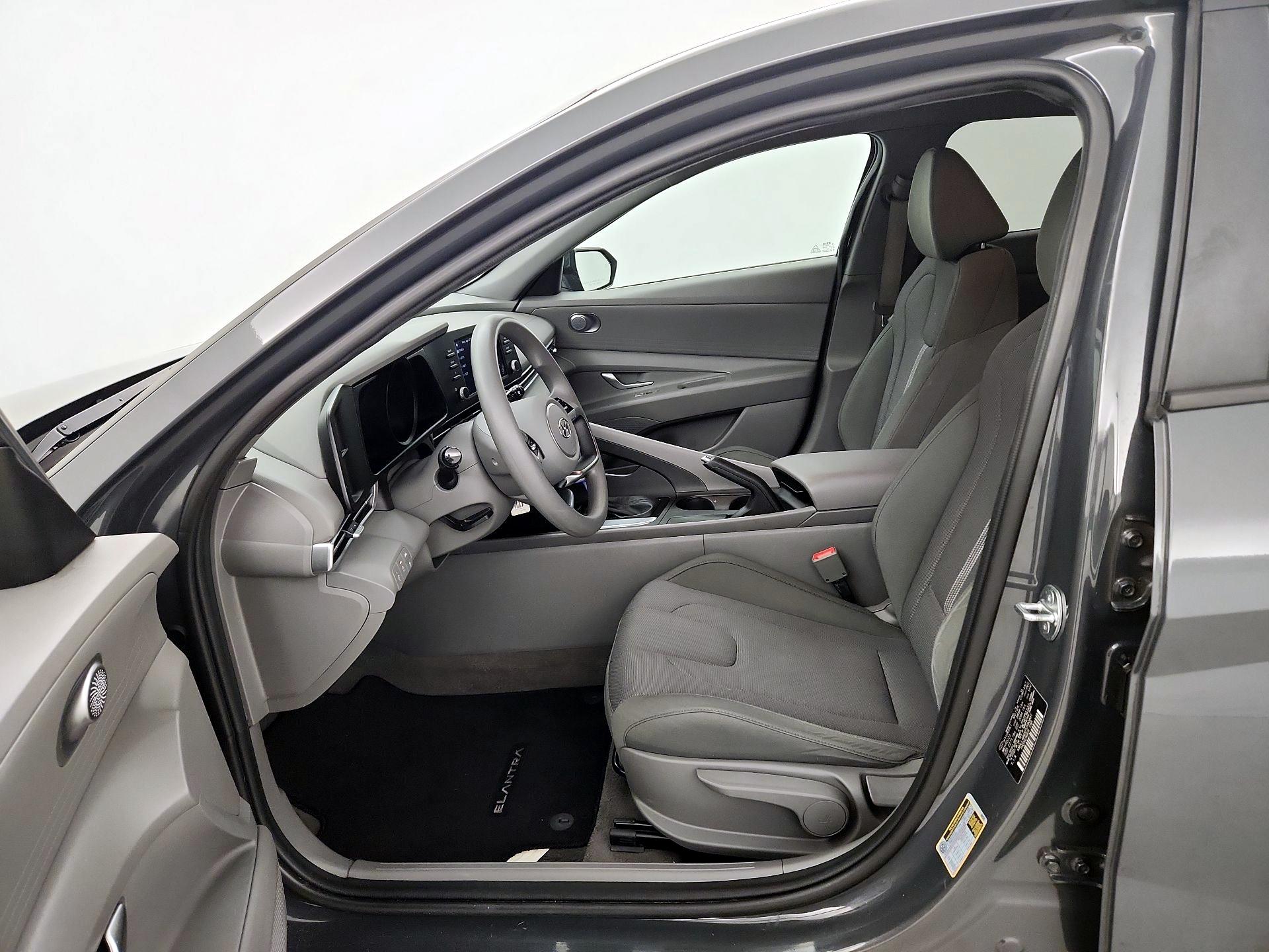 Thumbnail: 2023 Hyundai Elantra - 11