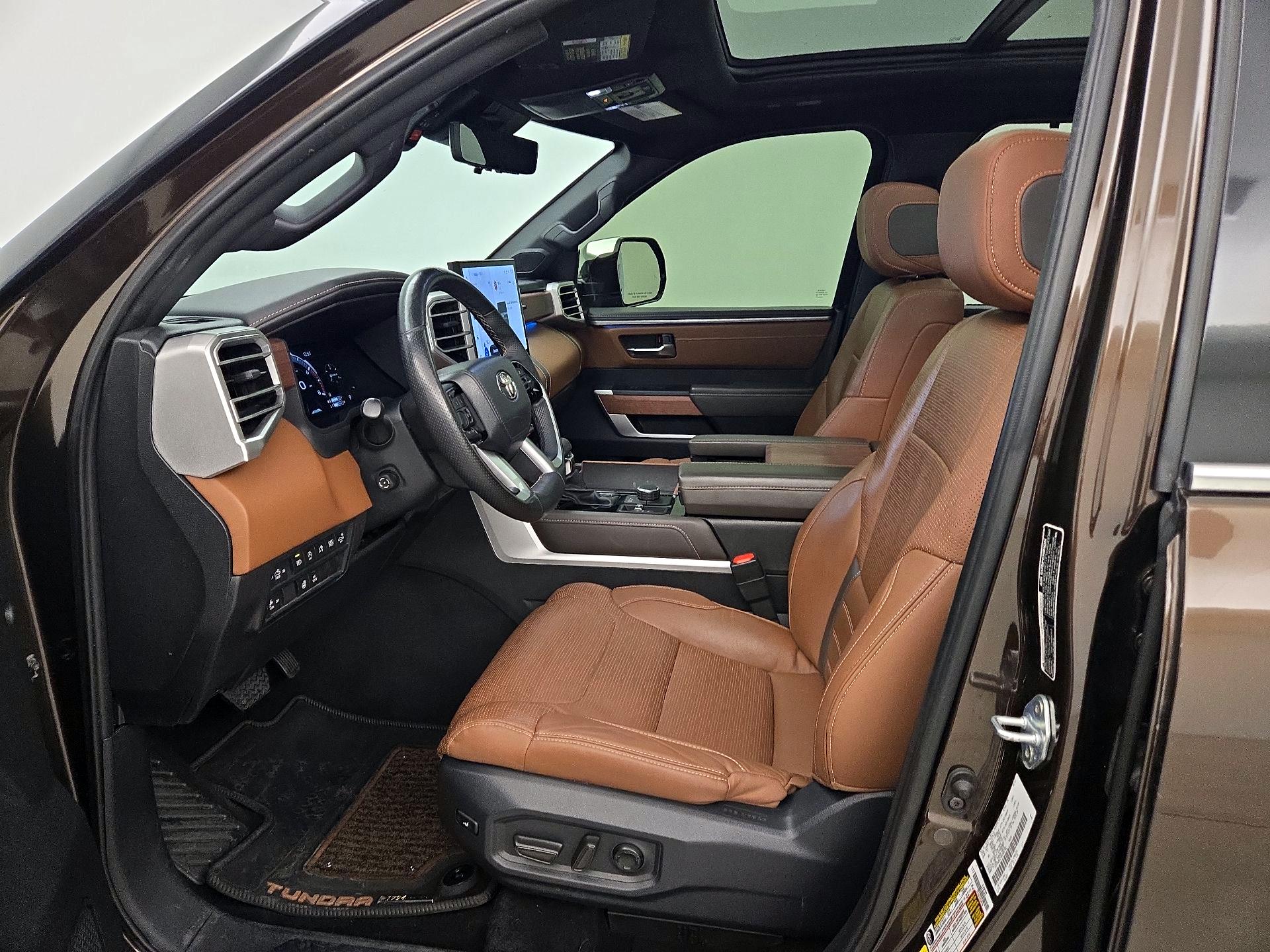 Thumbnail: 2022 Toyota Tundra - 11