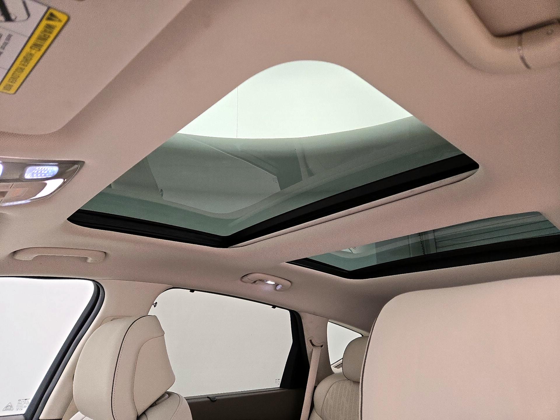 Thumbnail: 2021 Genesis GV80 - 20