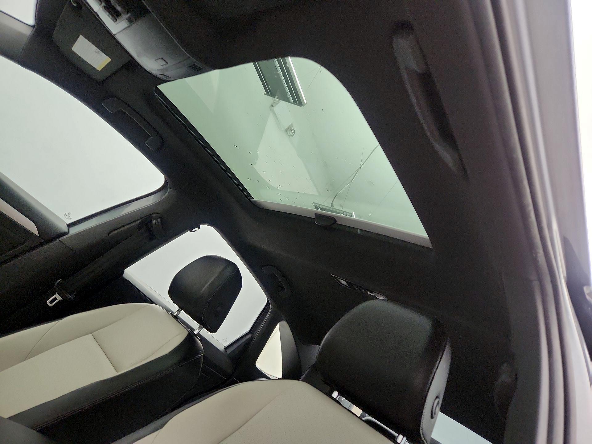 Thumbnail: 2019 Volkswagen Jetta - 19