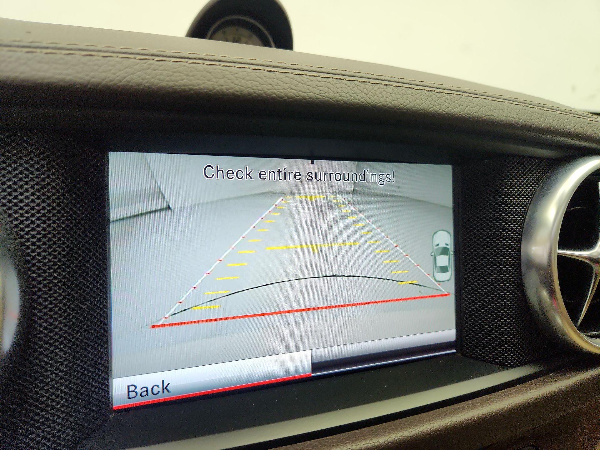 Thumbnail: 2015 Mercedes-Benz SL-Class - 15