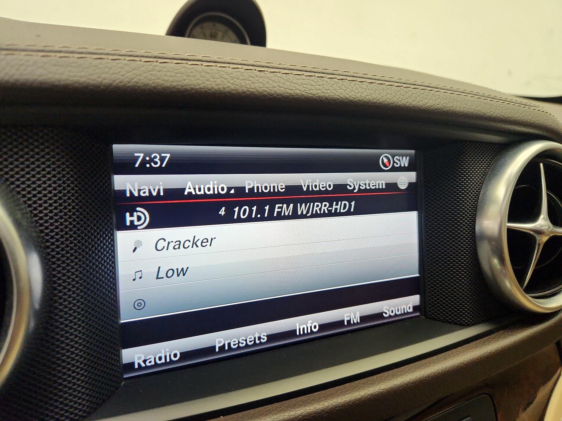 Thumbnail: 2015 Mercedes-Benz SL-Class - 16