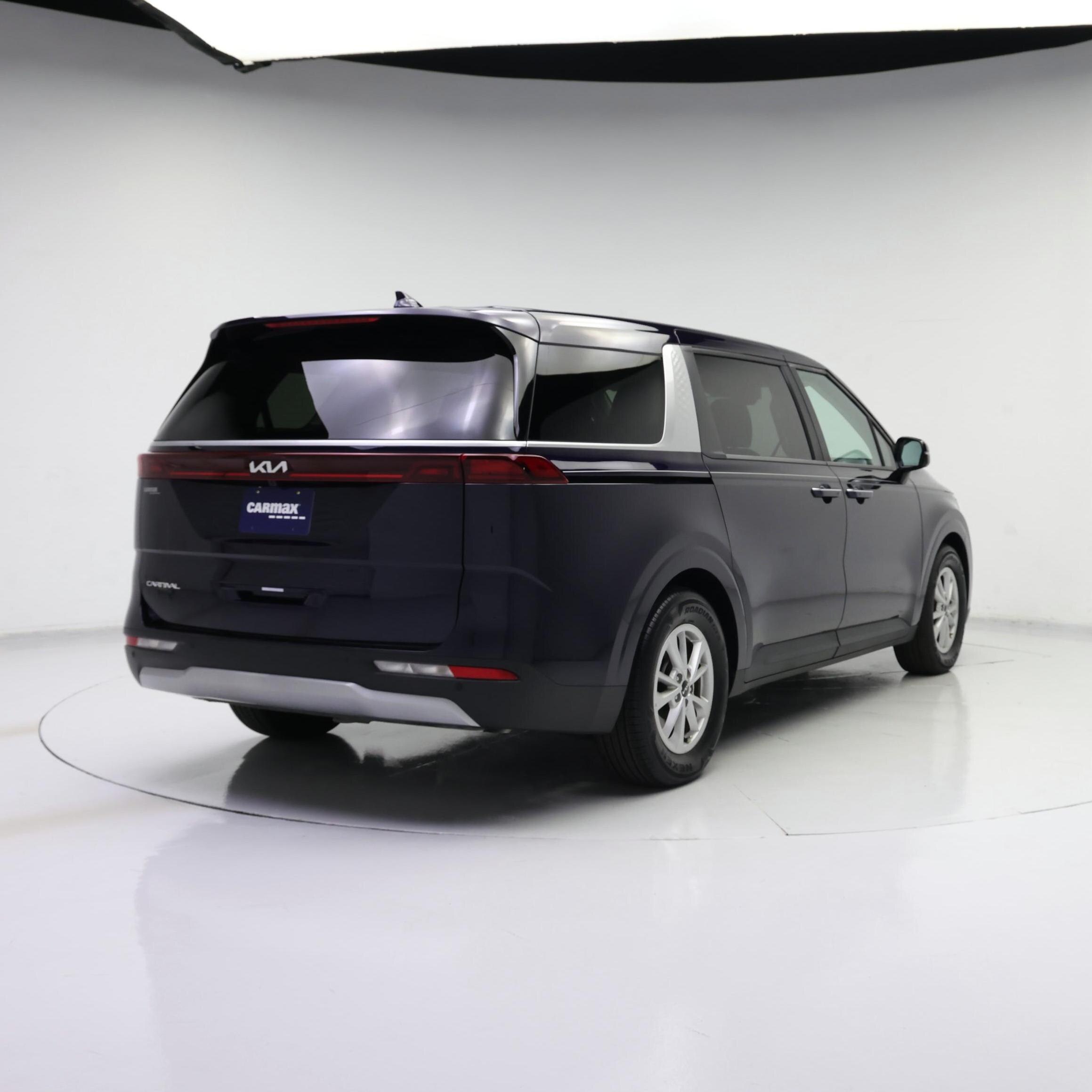 Thumbnail: 2024 Kia Carnival - 8