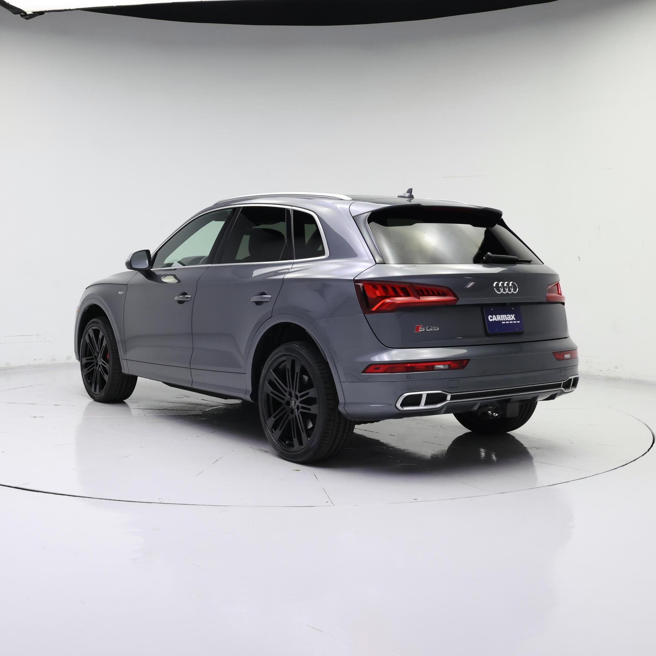 Thumbnail: 2018 Audi SQ5 - 2