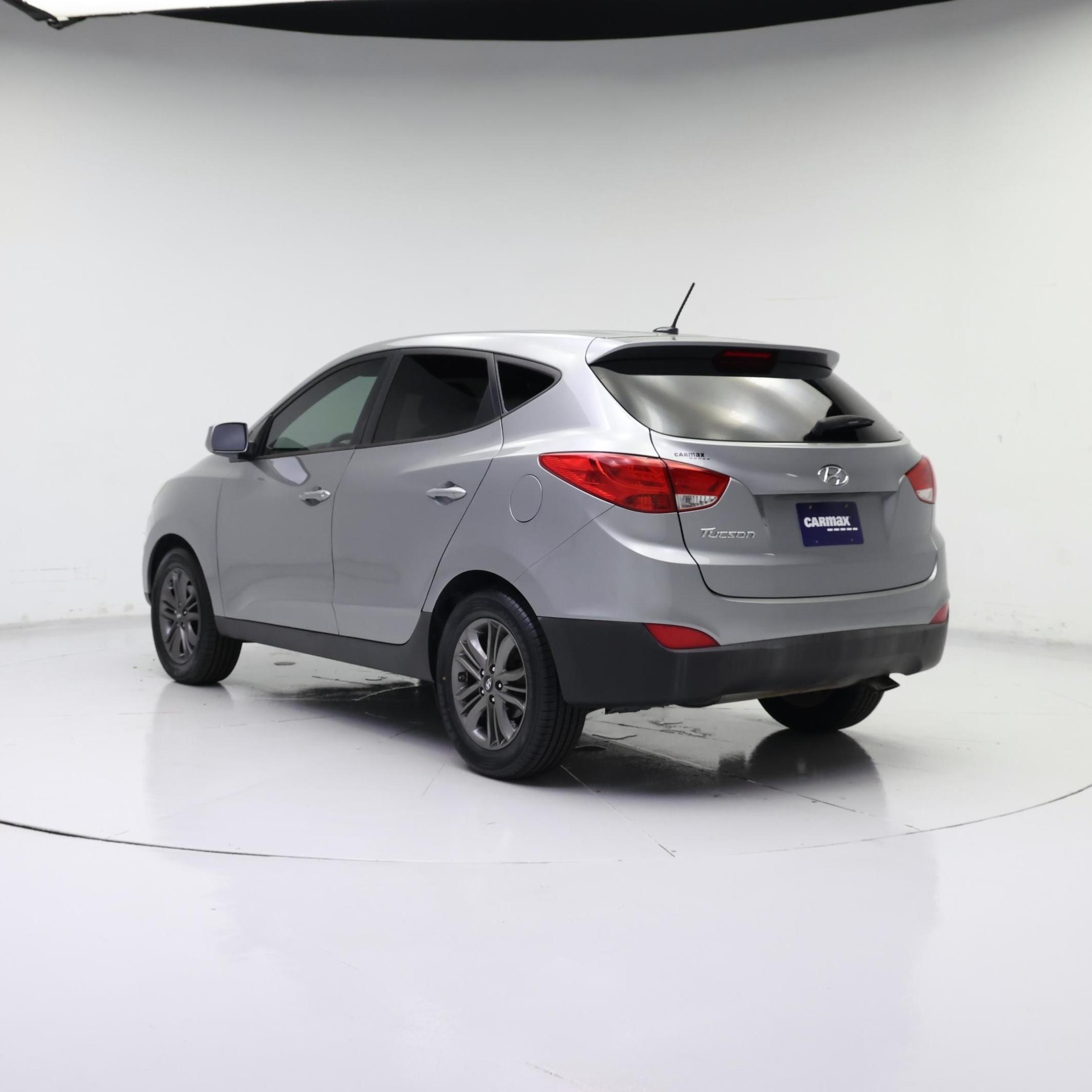 Thumbnail: 2015 Hyundai Tucson - 2