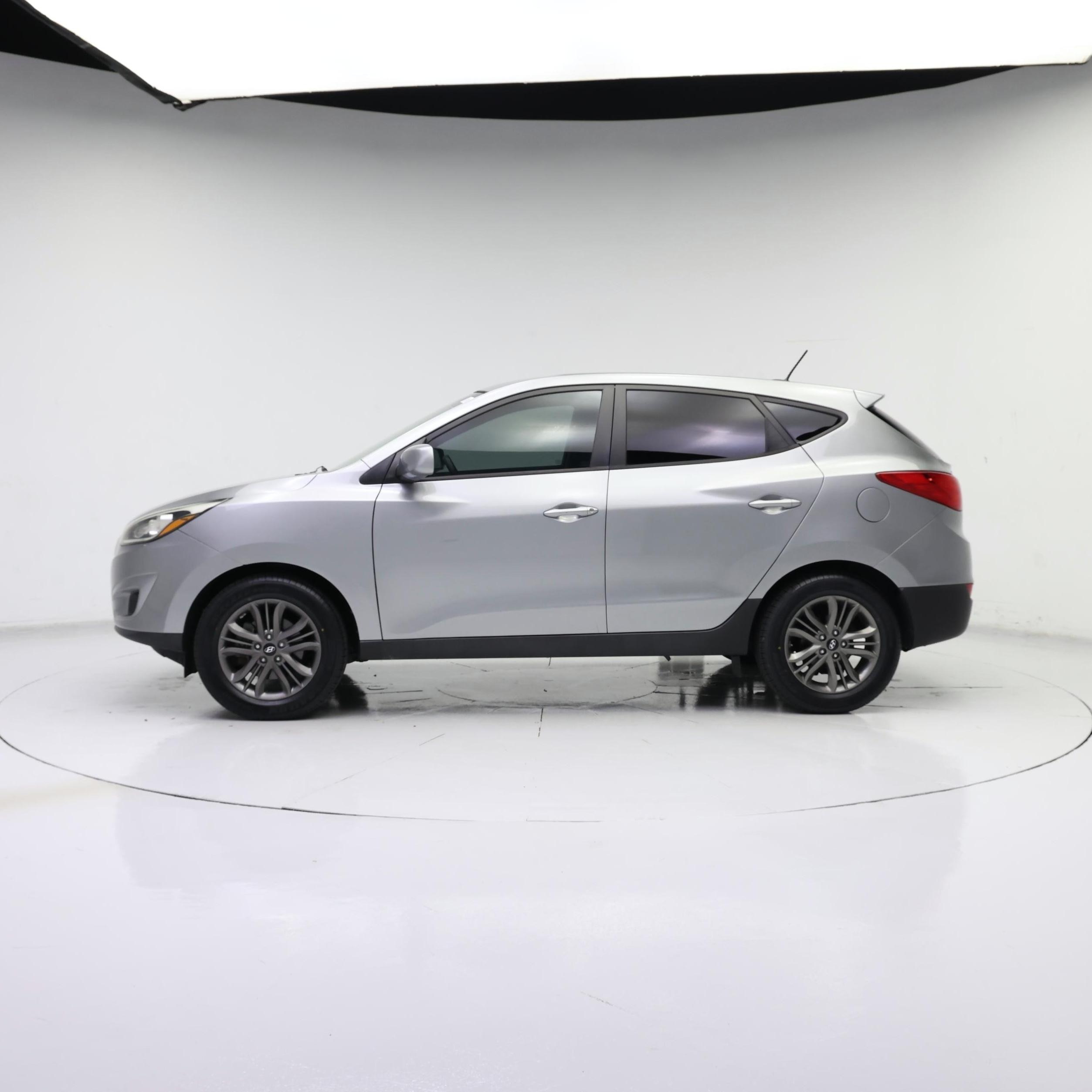 Thumbnail: 2015 Hyundai Tucson - 3
