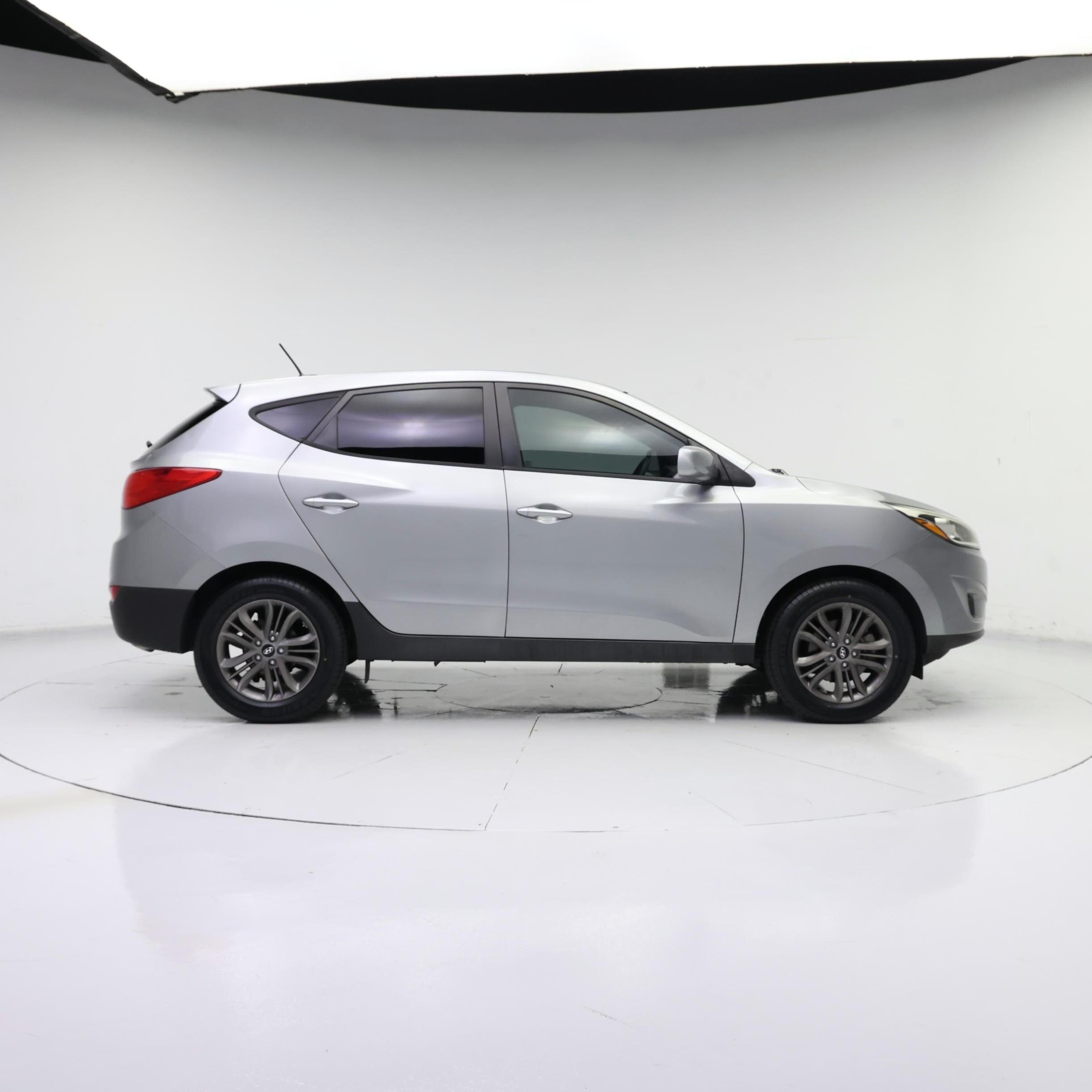 Thumbnail: 2015 Hyundai Tucson - 7
