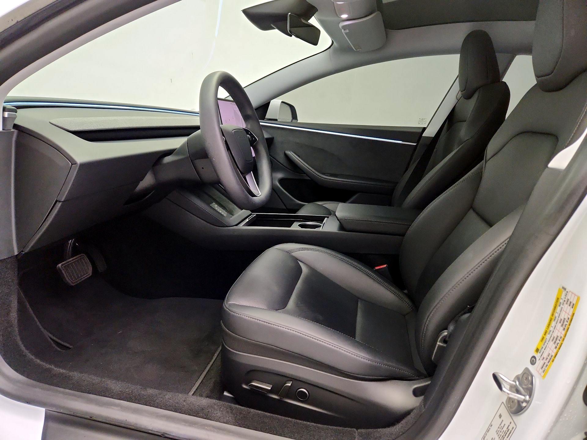 Thumbnail: 2025 Tesla Model 3 - 11