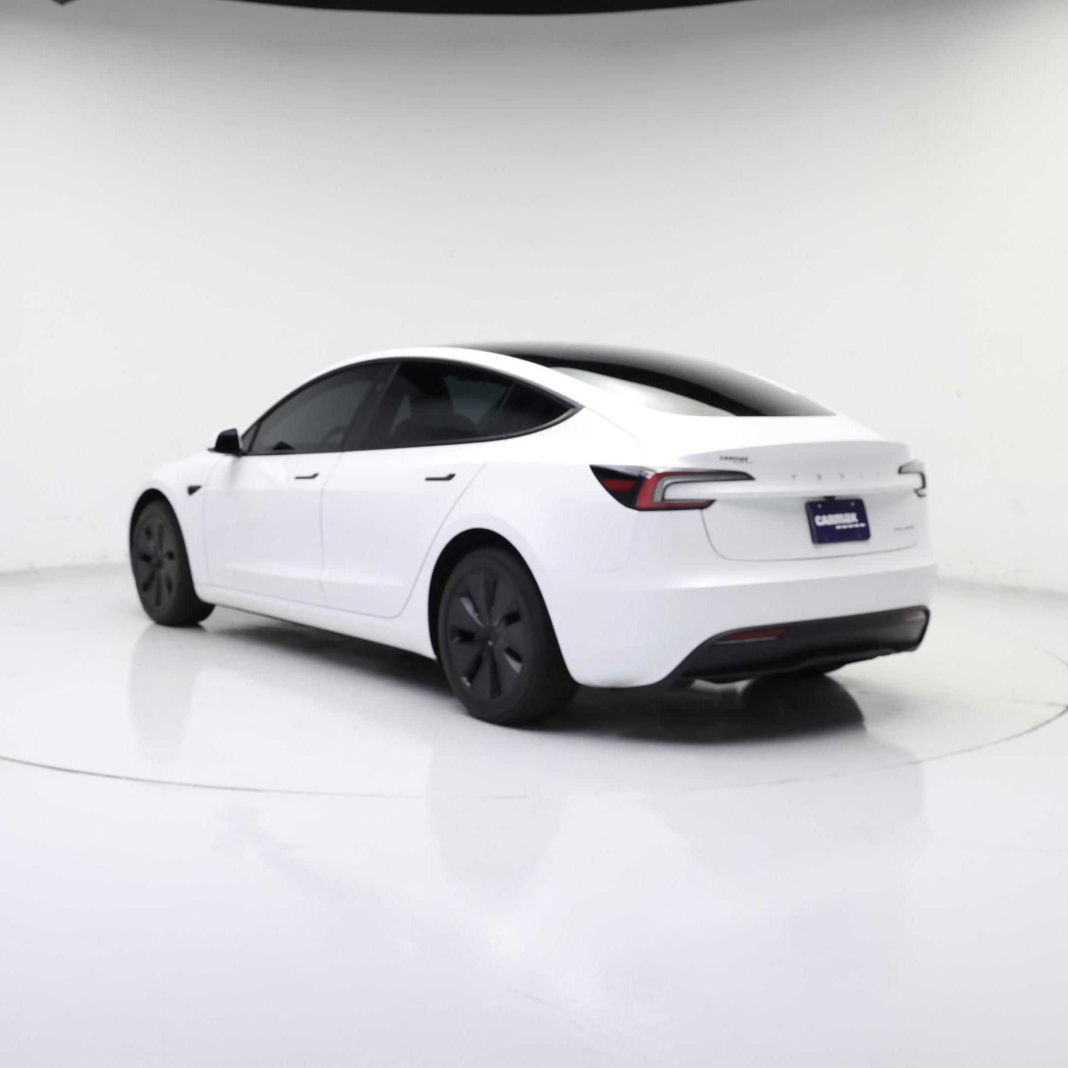 Thumbnail: 2025 Tesla Model 3 - 2