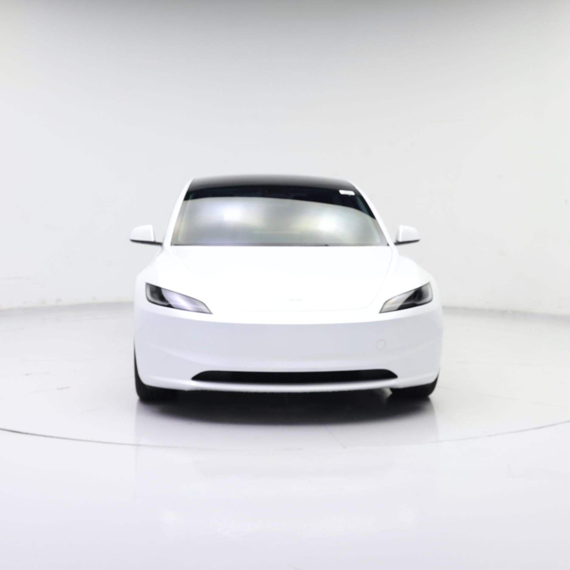 Thumbnail: 2025 Tesla Model 3 - 5