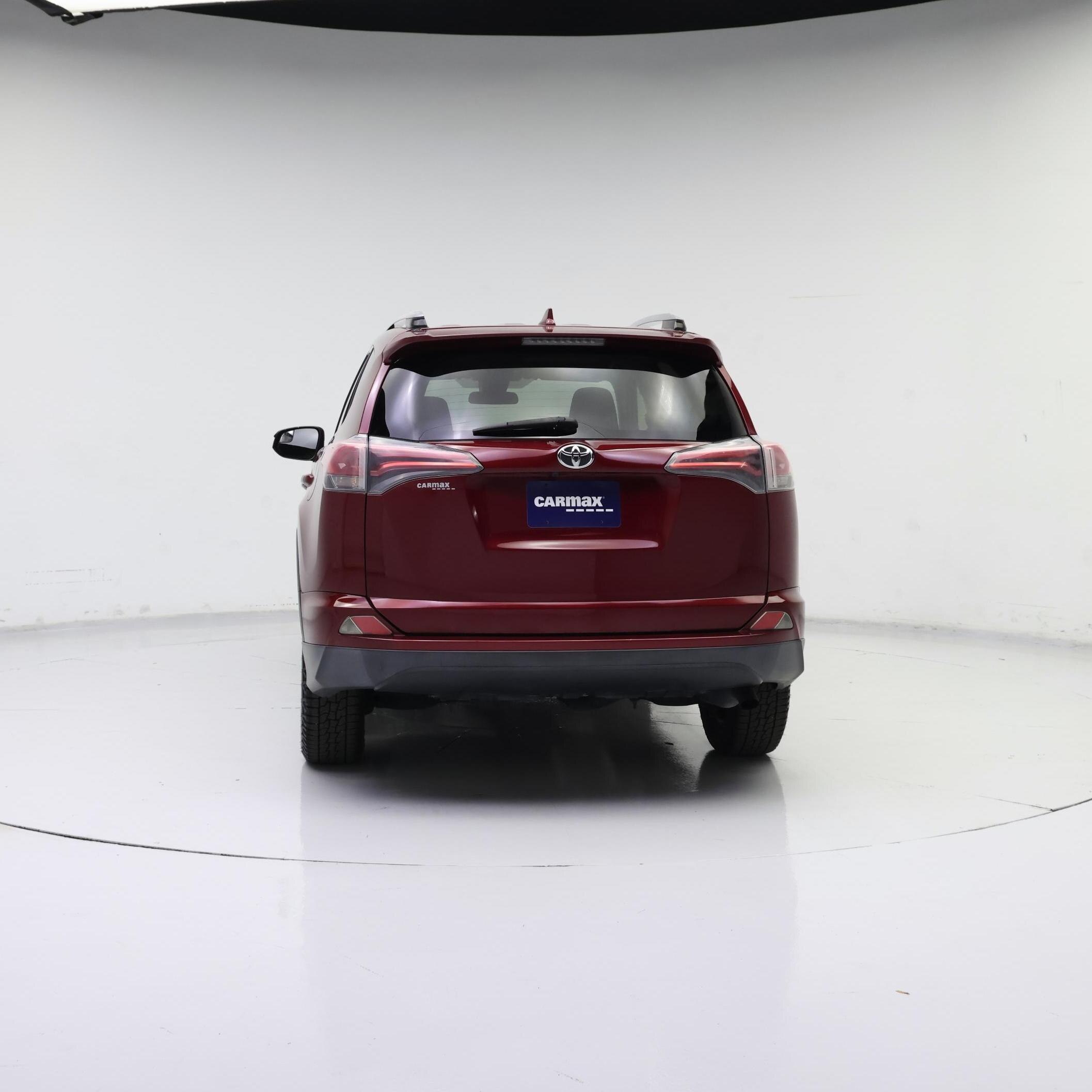 Thumbnail: 2018 Toyota RAV4 - 6