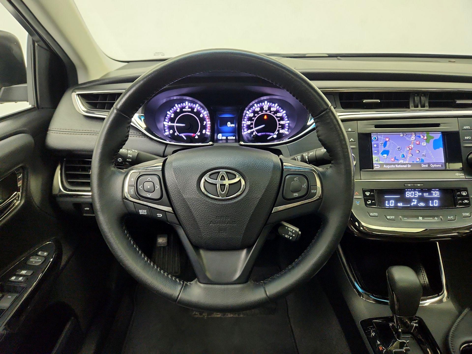 Thumbnail: 2014 Toyota Avalon - 10