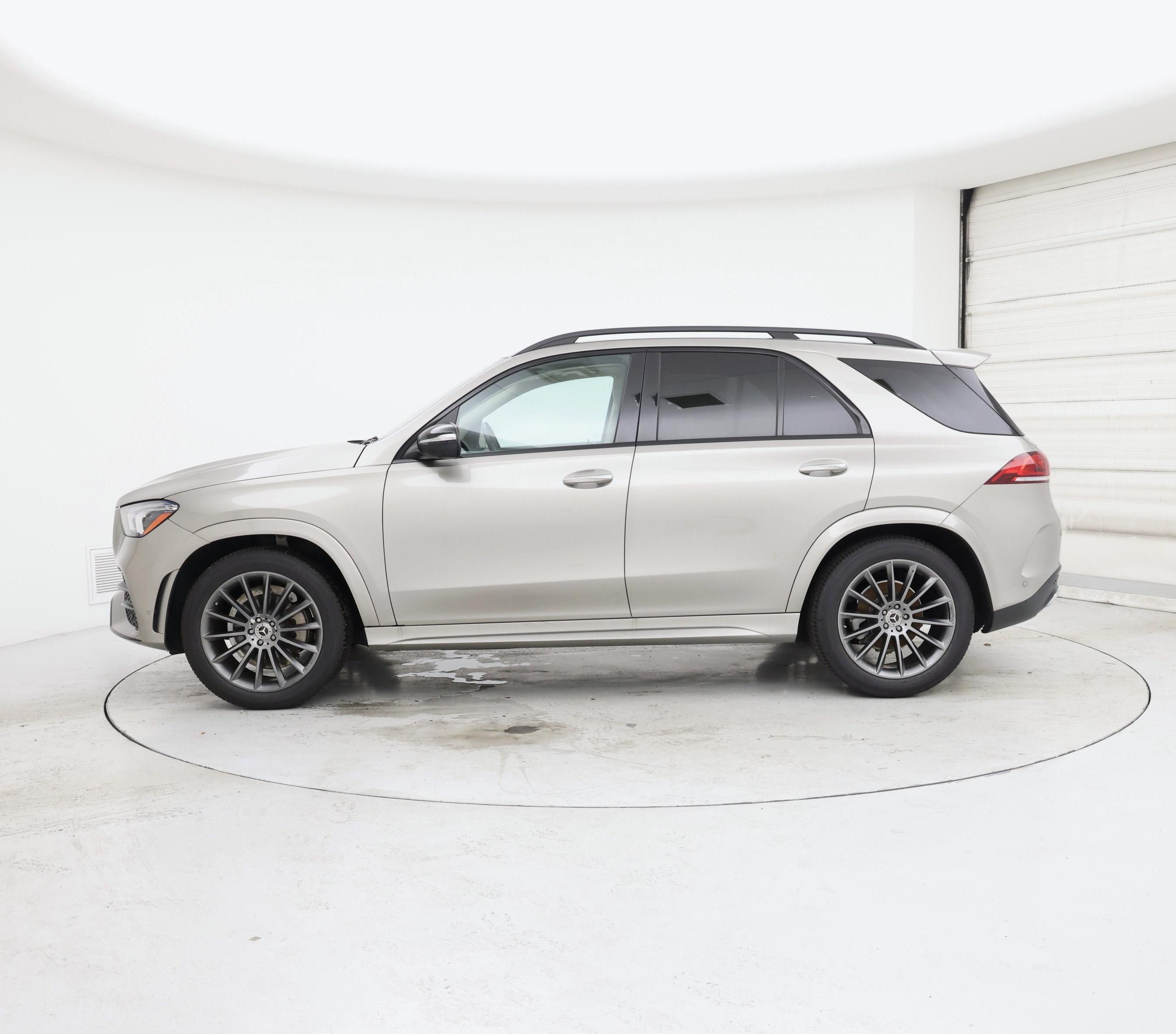 Thumbnail: 2022 Mercedes-Benz GLE - 3