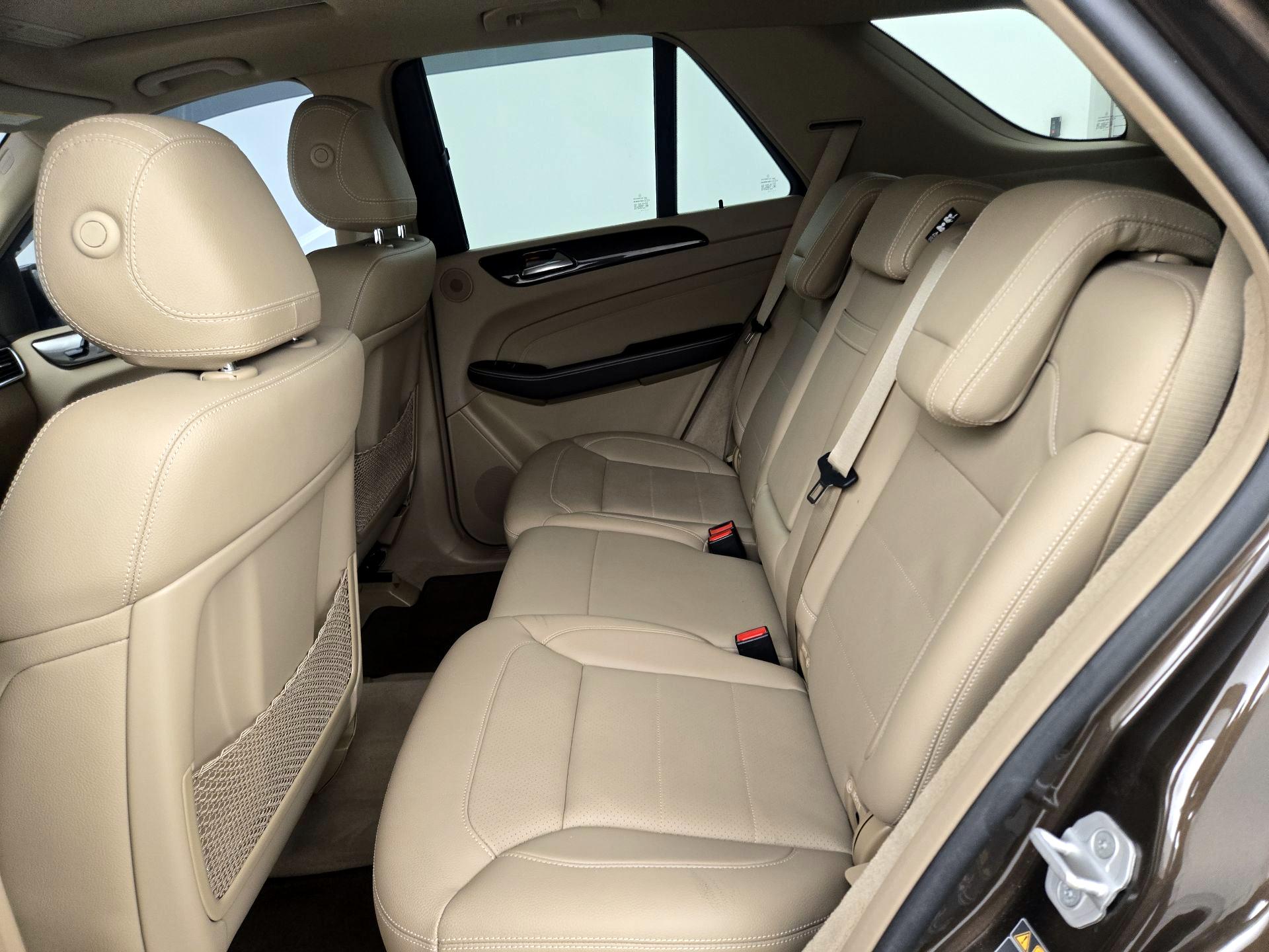 Thumbnail: 2015 Mercedes-Benz M-Class - 19