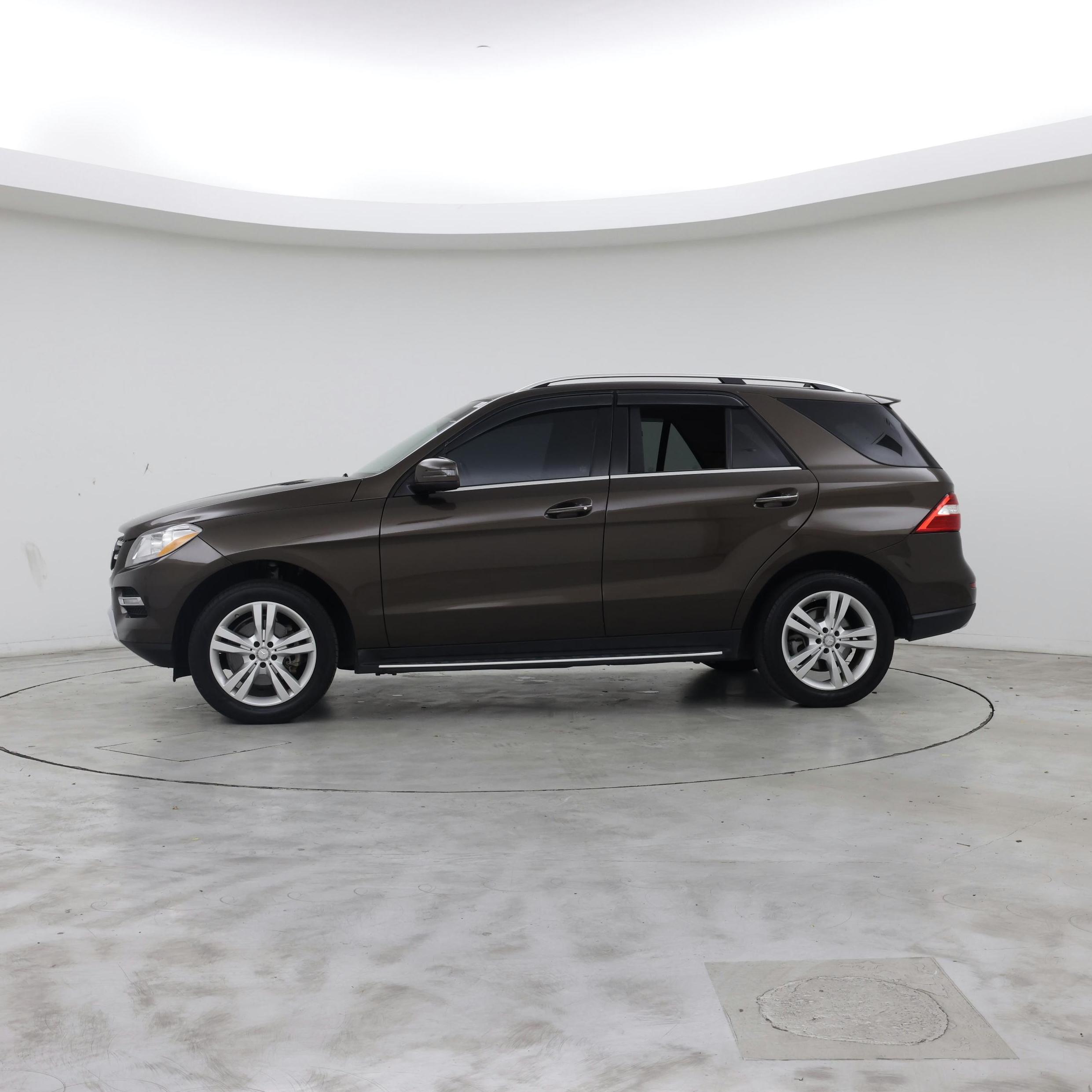 Thumbnail: 2015 Mercedes-Benz M-Class - 3