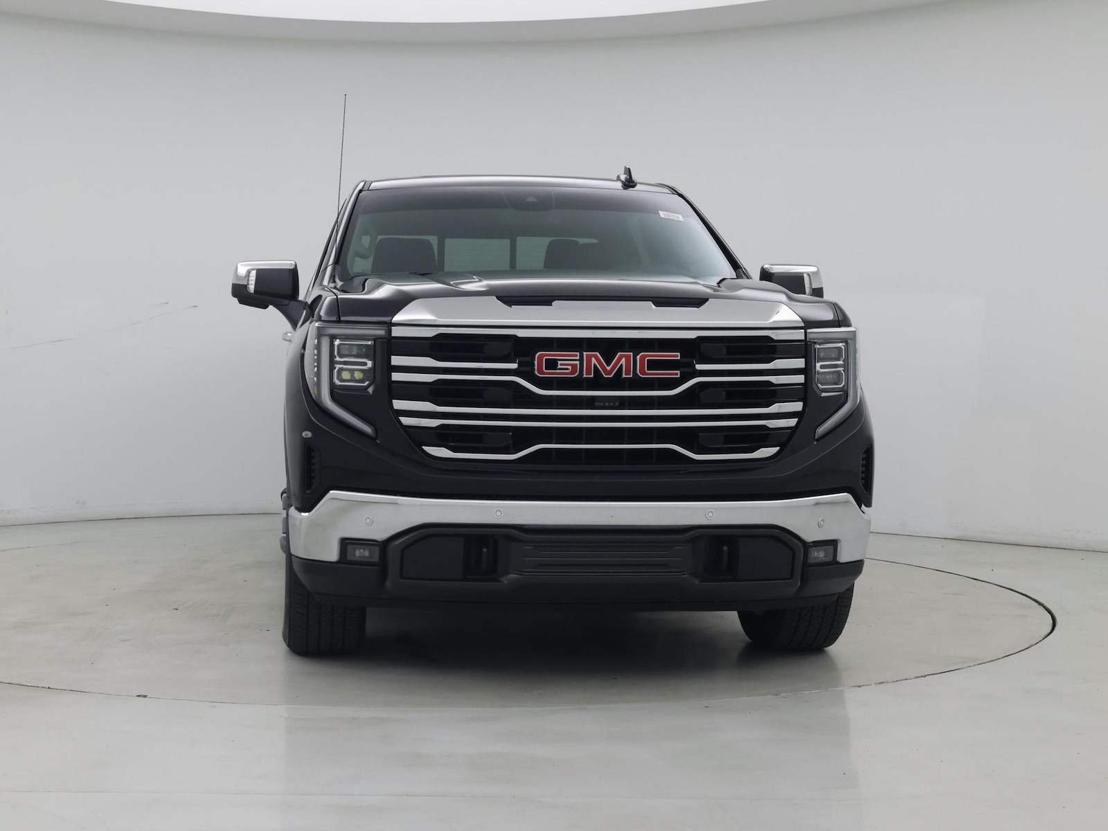 2025 GMC Sierra 1500 SLT - Photo 6