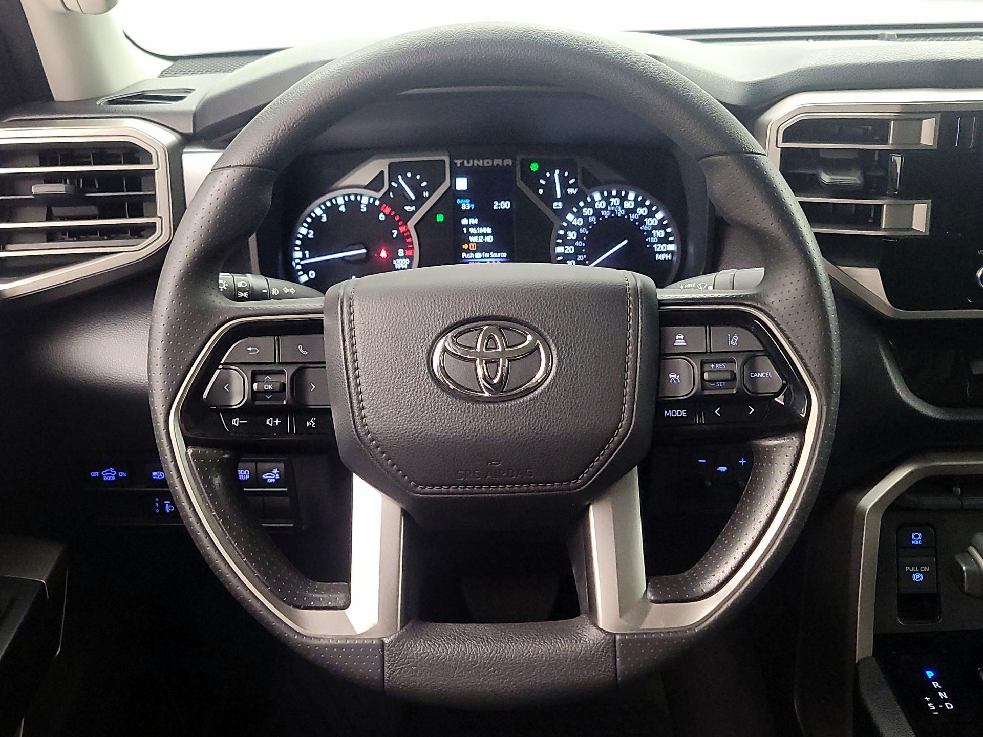 Thumbnail: 2022 Toyota Tundra - 10