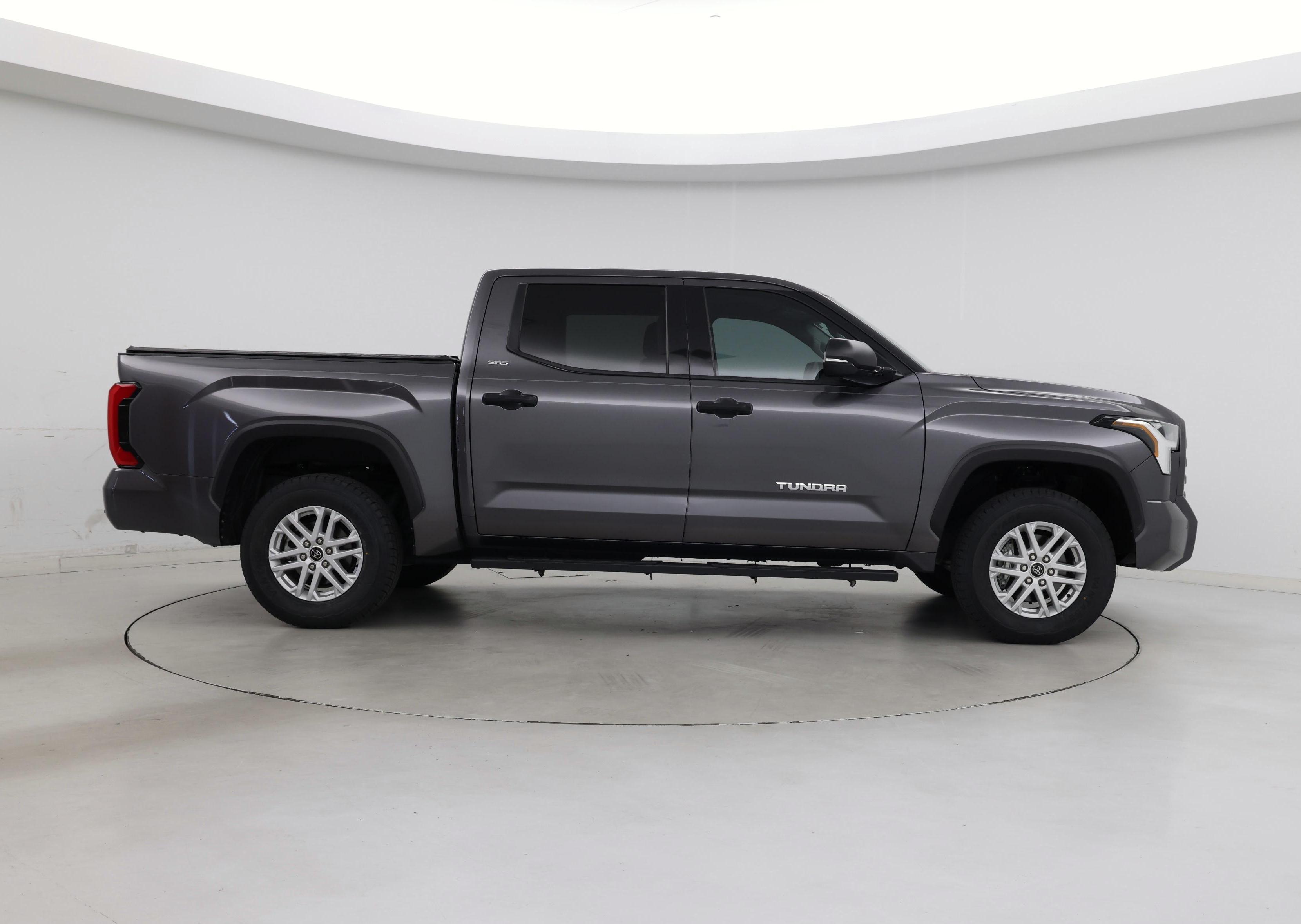 Thumbnail: 2022 Toyota Tundra - 7