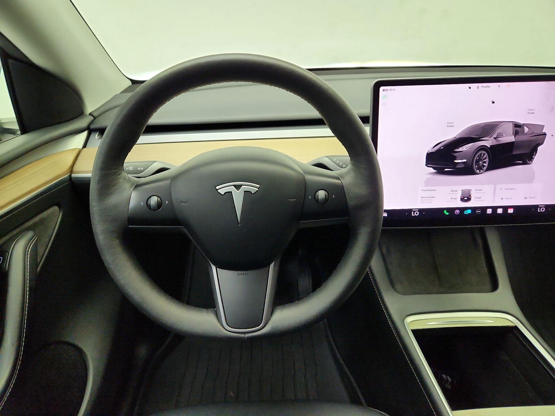 Thumbnail: 2023 Tesla Model Y - 10