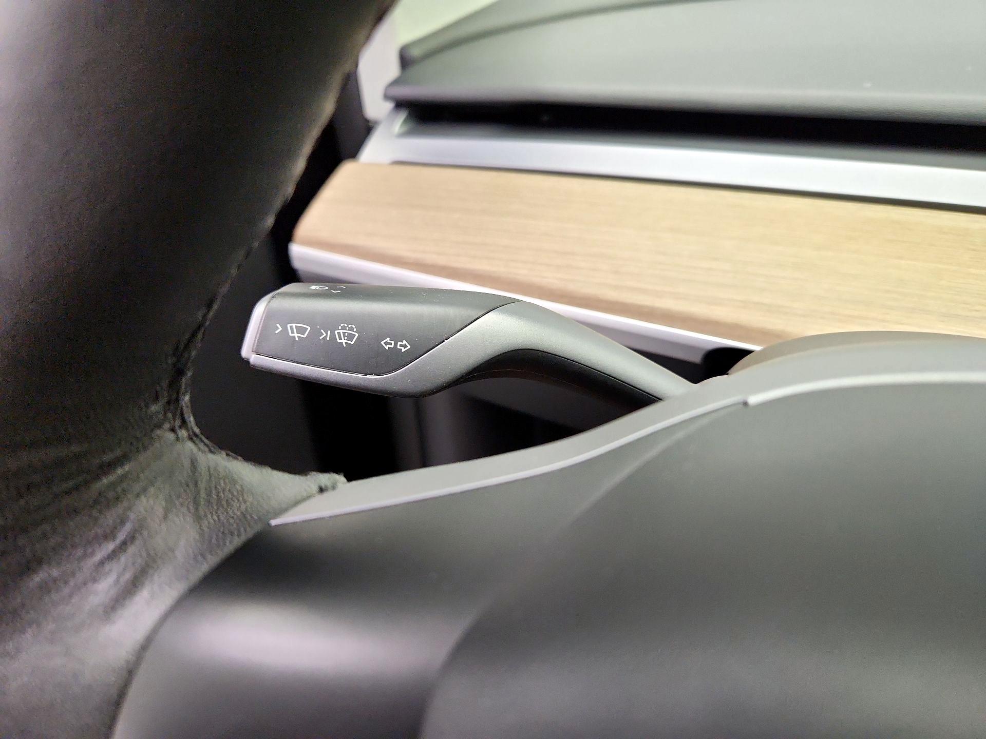Thumbnail: 2023 Tesla Model Y - 13
