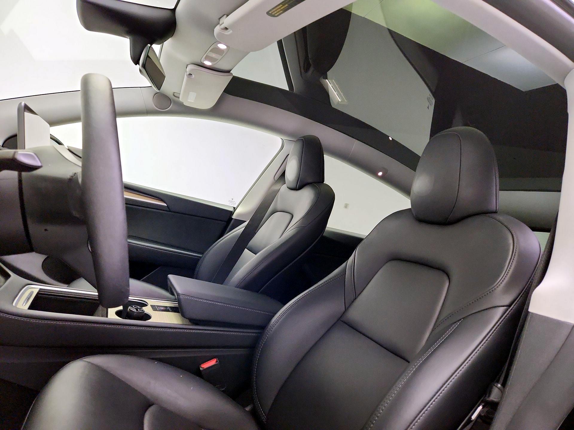Thumbnail: 2023 Tesla Model Y - 20