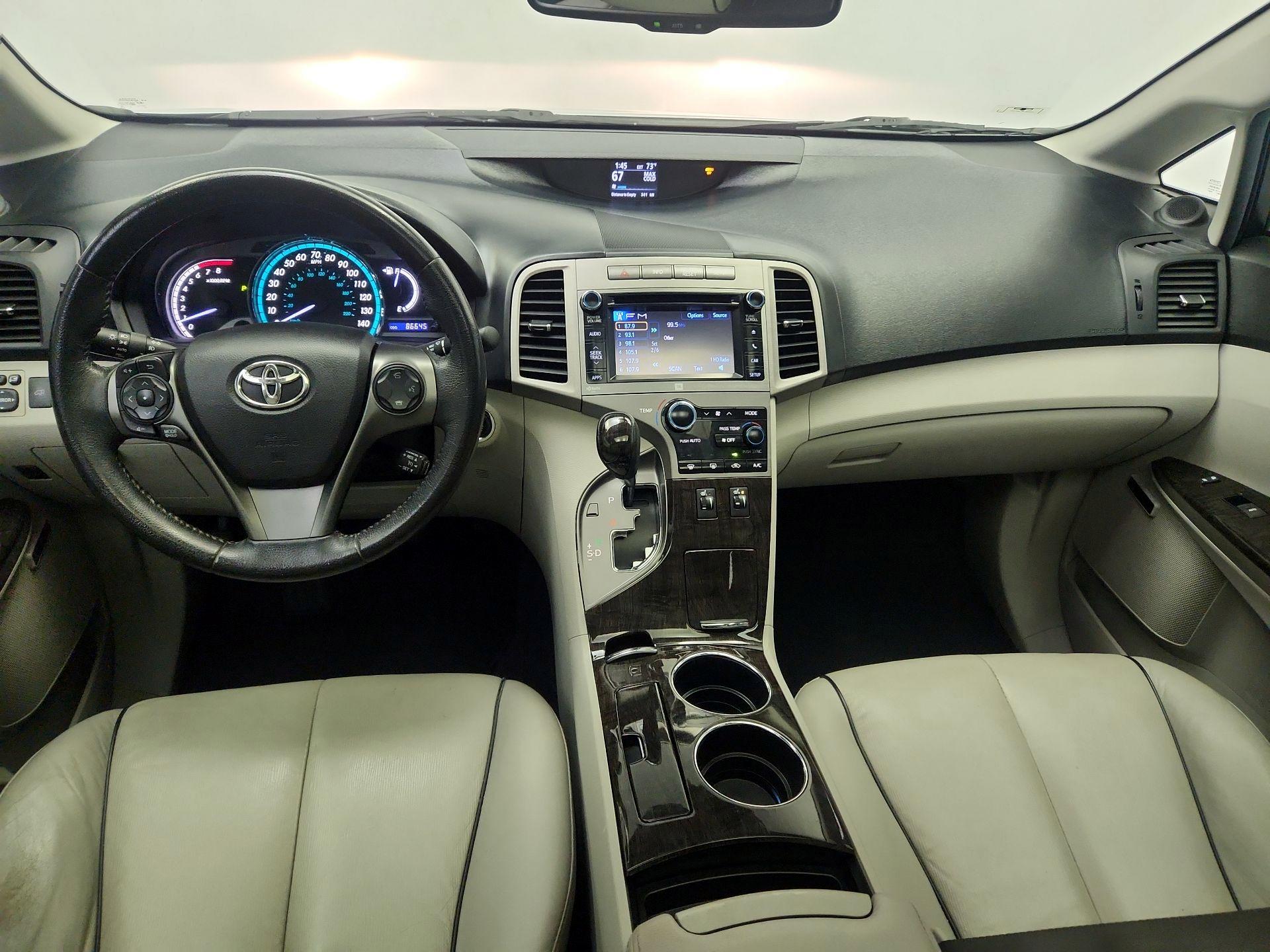 Thumbnail: 2014 Toyota Venza - 9