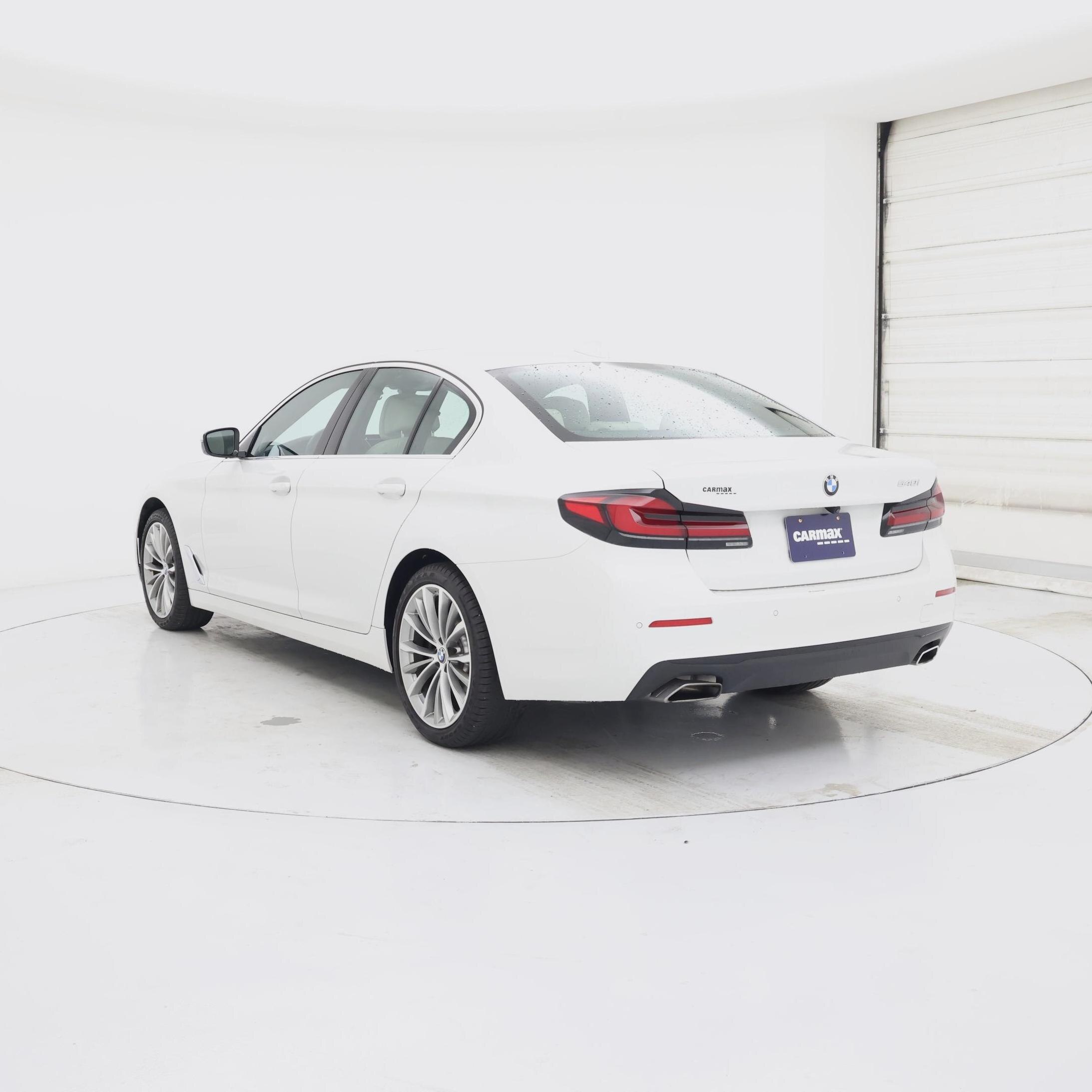 Thumbnail: 2023 BMW 5 Series - 2