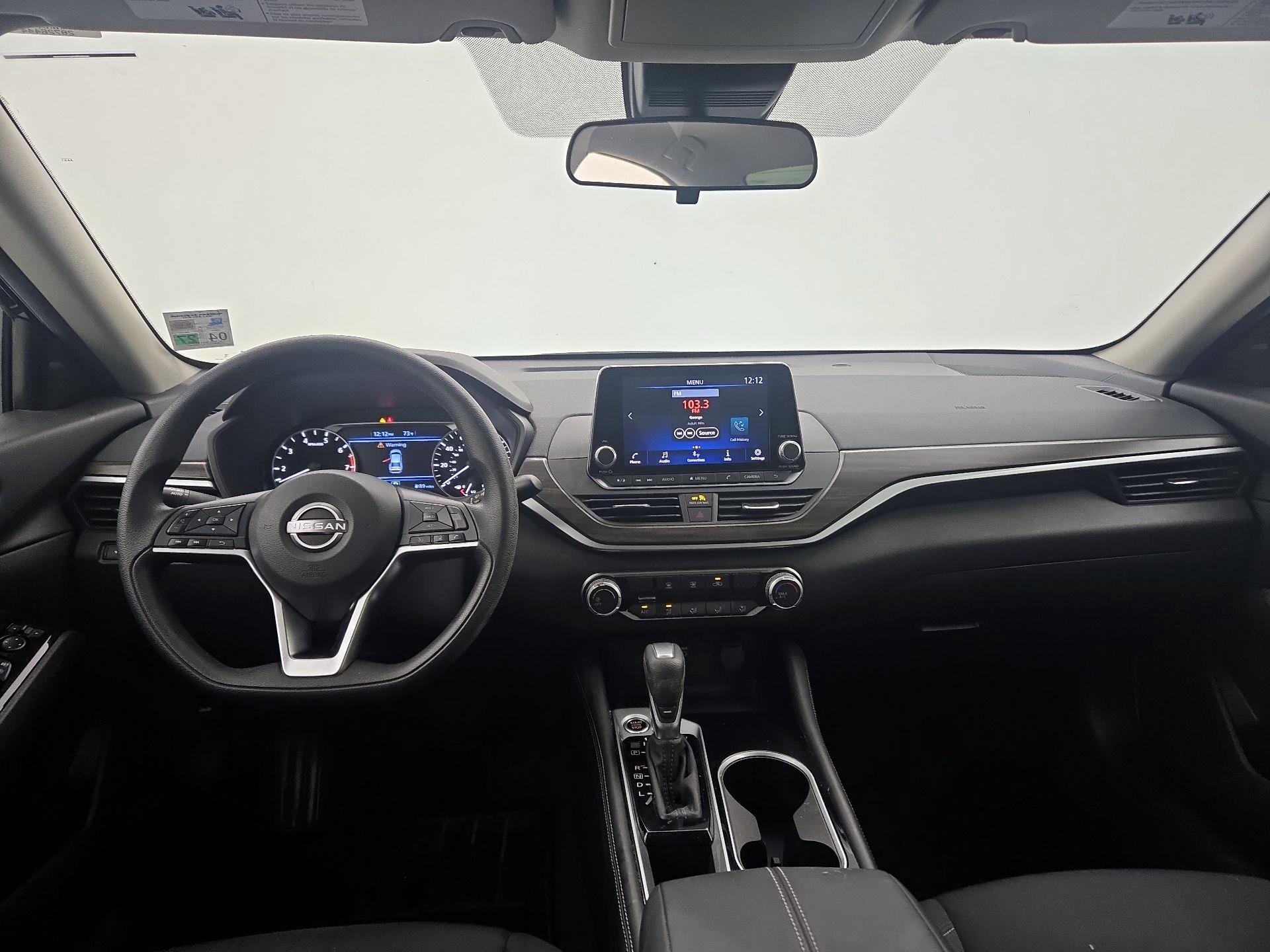 Thumbnail: 2023 Nissan Altima - 9
