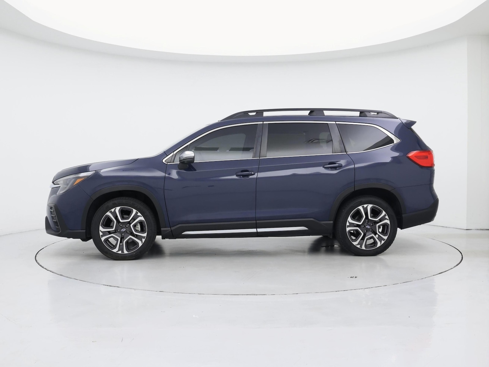 2023 Subaru Ascent Limited - Photo 4