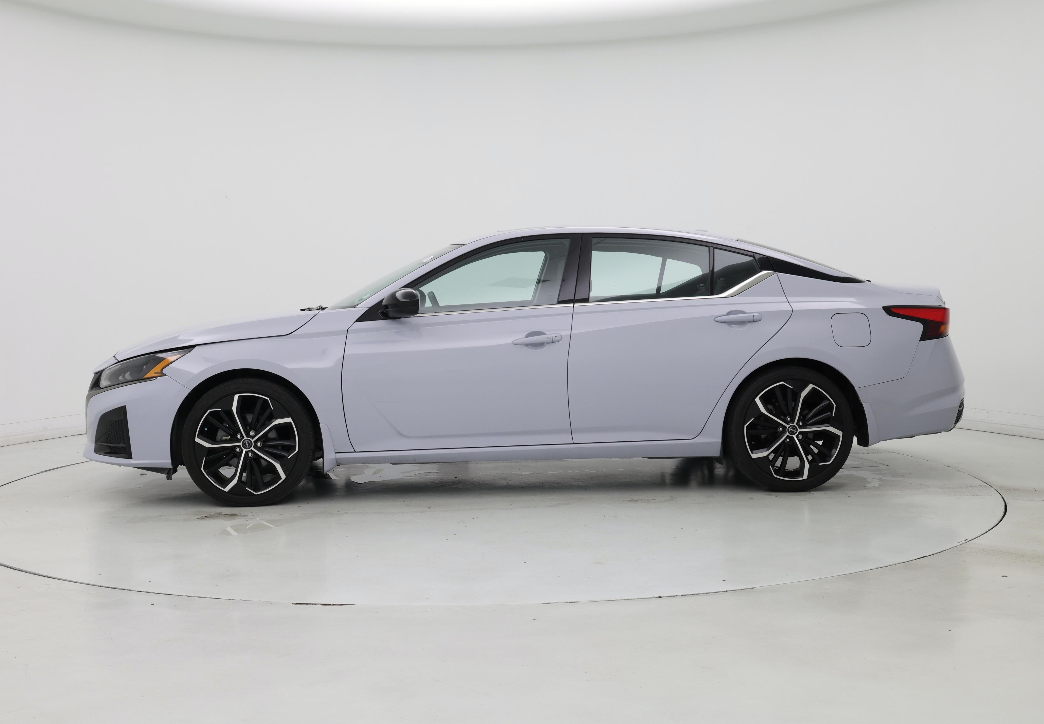 Thumbnail: 2024 Nissan Altima - 3
