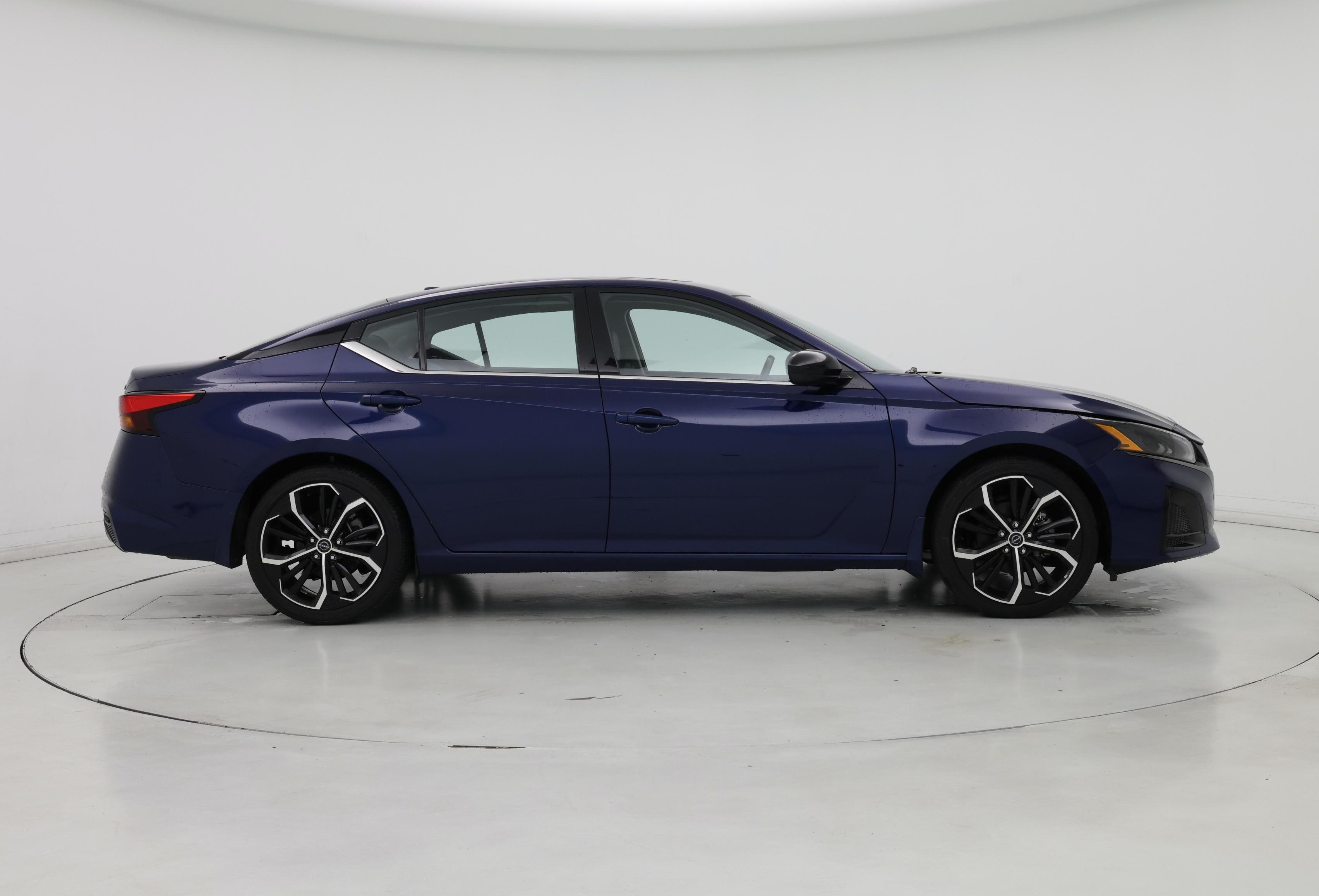 Thumbnail: 2024 Nissan Altima - 7