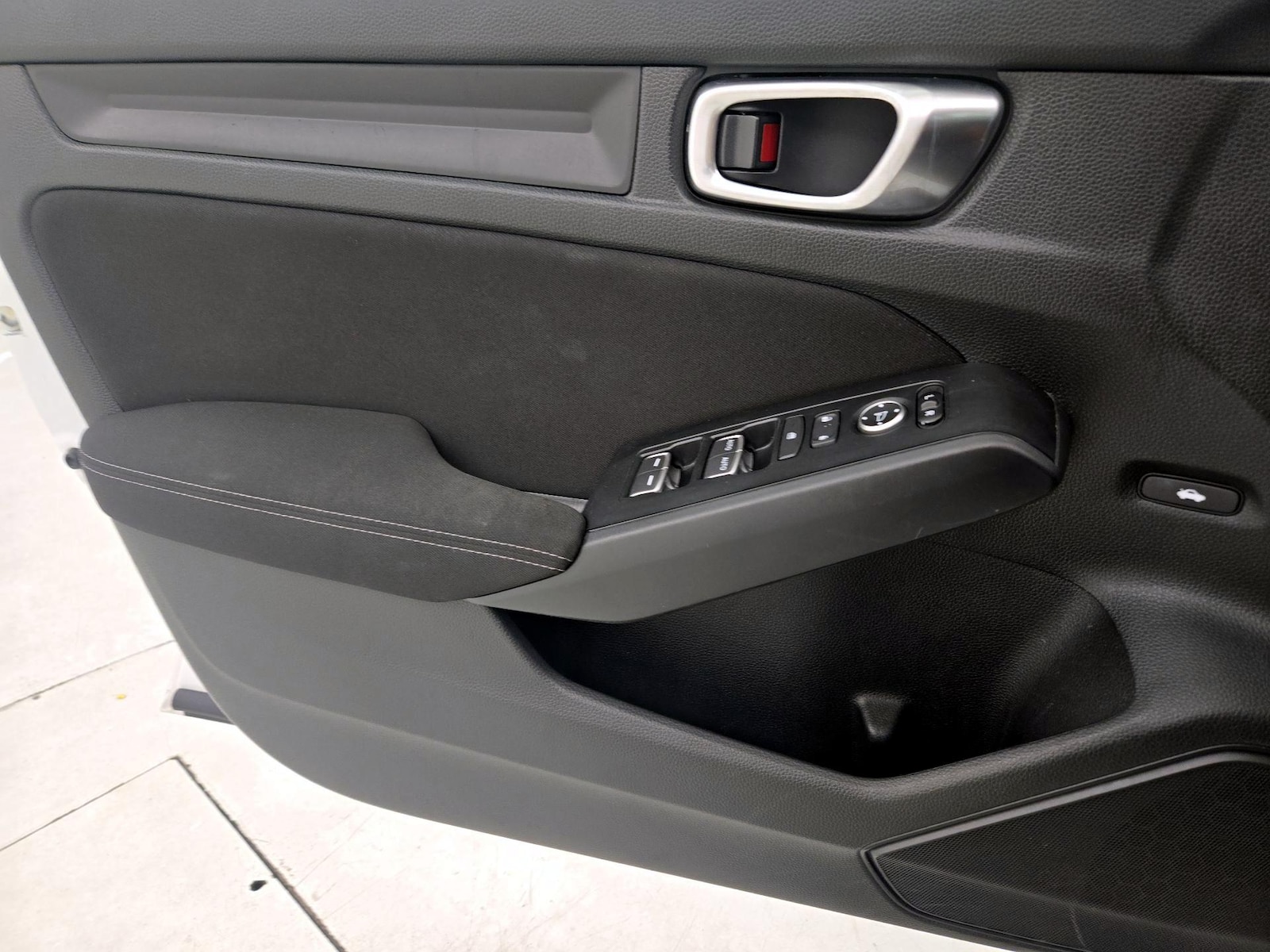2024 Honda Civic LX - Photo 13