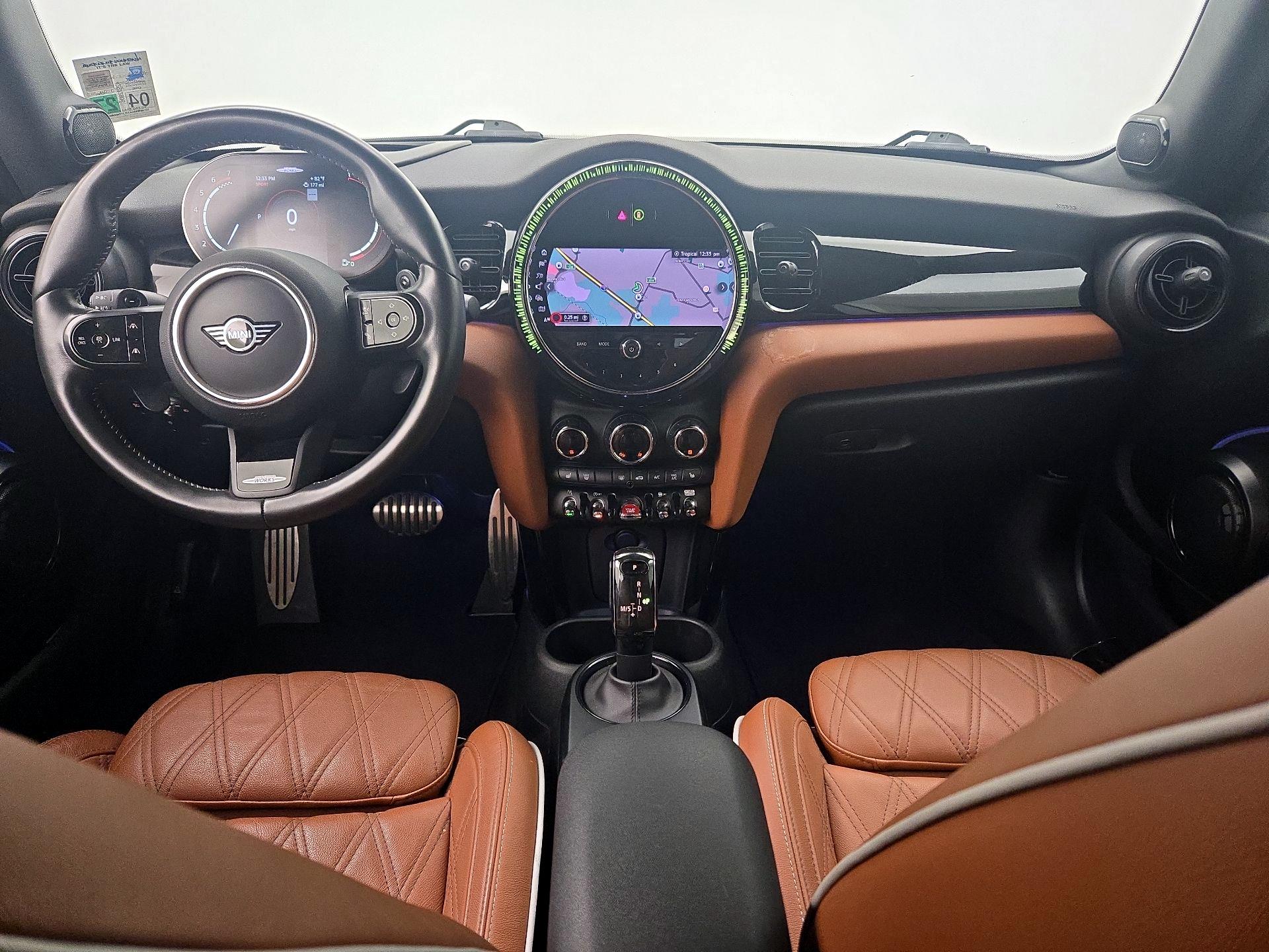 Thumbnail: 2022 MINI Cooper - 9