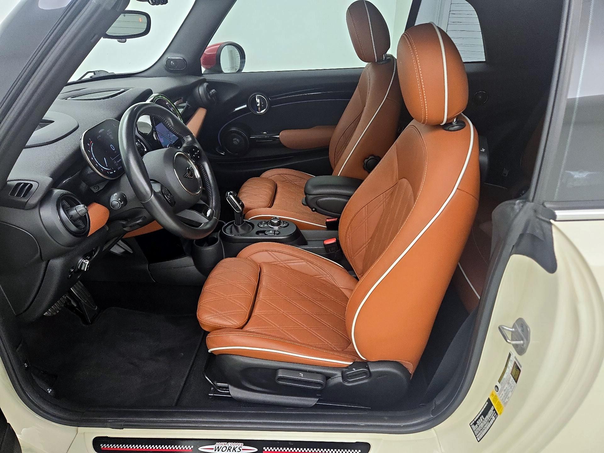 Thumbnail: 2022 MINI Cooper - 11